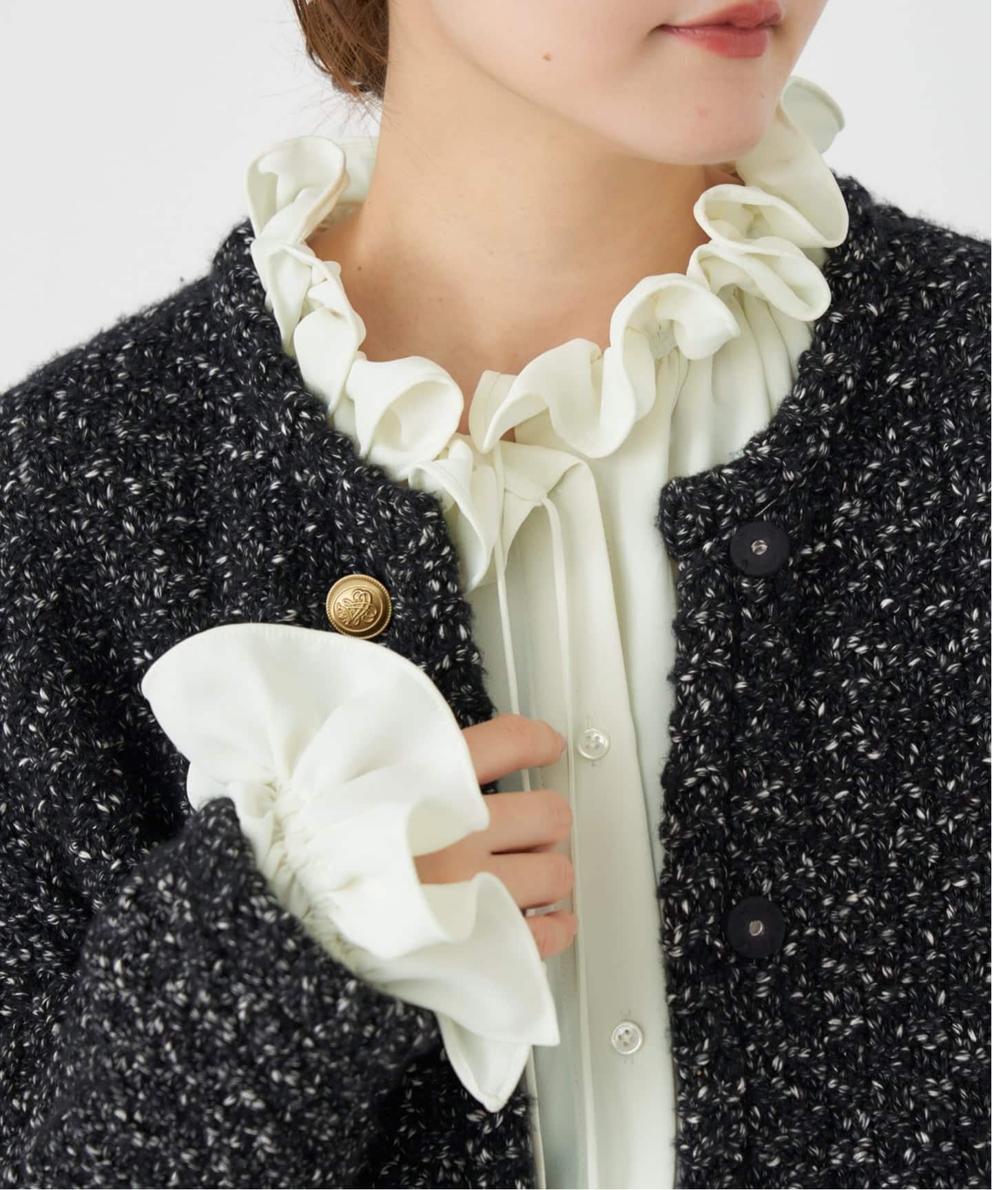 【イエナ/IENA】の襟フリルブラウス インテリア・キッズ・メンズ・レディースファッション・服の通販 founy(ファニー) ファッション Fashion レディースファッション Fashion for Women トップス・カットソー Cut & Sew Tops シャツ・ブラウス・オフィスカジュアル Elegant Blouses & Button-Ups 2025年 2025 2025-2026秋冬・A/W Autumn/Winter 2025–26 AW25–26 スマート Smart, Elegant スリーブ Sleeve, Long Sleeve / Short Sleeve フリル Frill, Ruffle エレガント 上品 Elegant ビジネス 仕事 通勤 Business / Work / Commuting ナチュラル|ID: prp329100004762795 ipo3291000000034472121