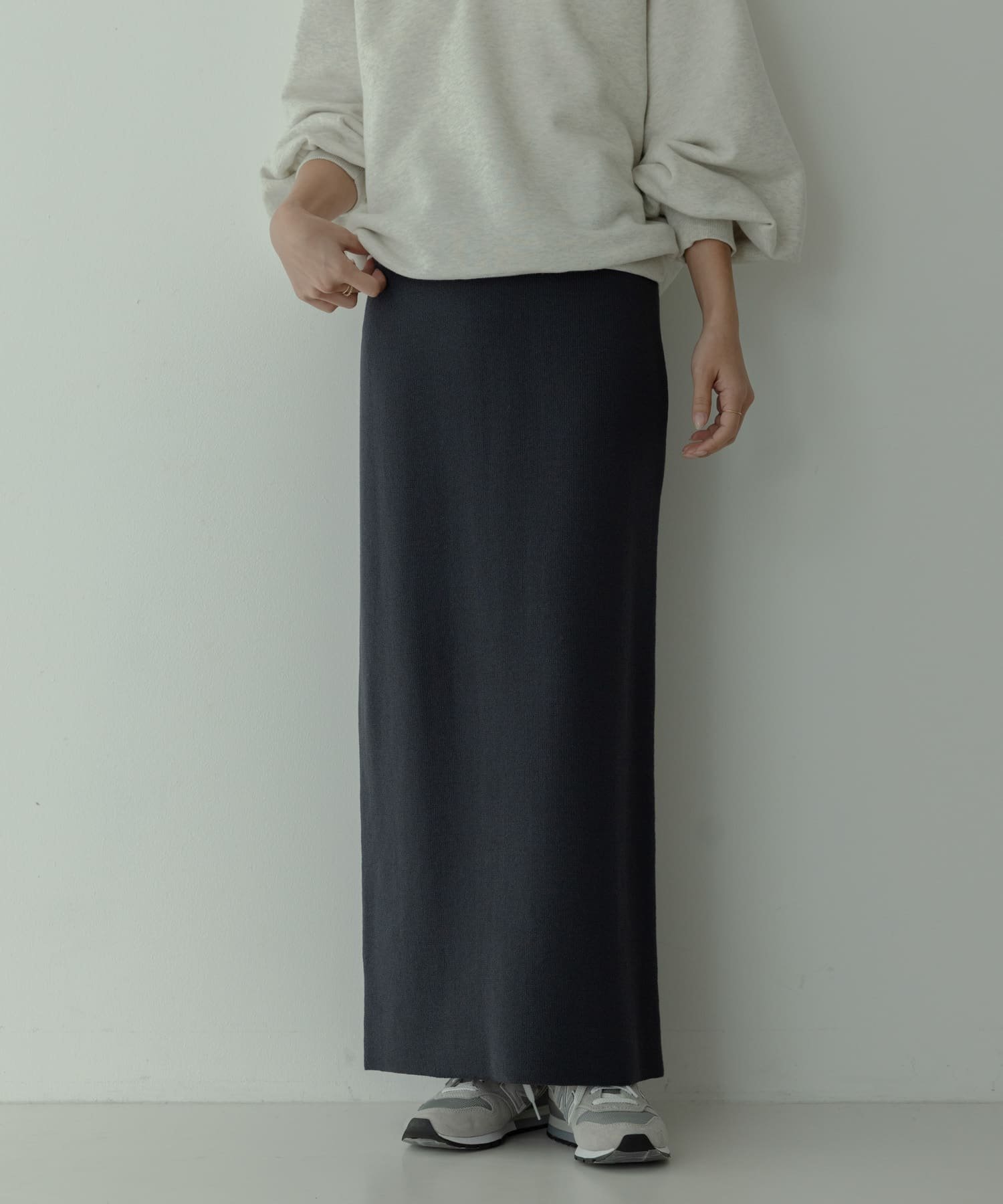 【サニーレーベル/Sonny Label / URBAN RESEARCH】の『WEB限定』ミラノリブIラインニットスカート インテリア・キッズ・メンズ・レディースファッション・服の通販 founy(ファニー) ファッション Fashion レディースファッション Fashion for Women スカート Skirts 2025年 2025 2025-2026秋冬・A/W Autumn/Winter 2025–26 AW25–26 冬 Winter / This Winter シンプル Simple, Minimal スウェット / スエット Sweatshirt, Sweatwear ストレート Straight, Straight Cut スニーカー Sneakers, Trainers ミラノリブ Milano Rib, Milano Stitch A/W・秋冬 Autumn/Winter チャコールグレー|ID: prp329100004763354 ipo3291000000034480020