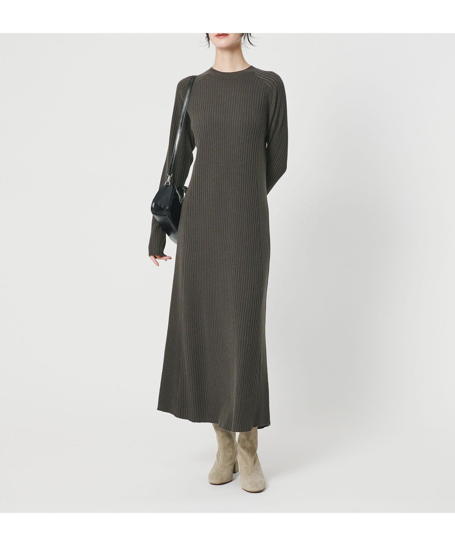 【ビューティ&ユース ユナイテッドアローズ/BEAUTY&YOUTH / UNITED ARROWS】の【WEB限定 Wardrobe DAILY MINIMAL】リブニットフレアワンピース インテリア・キッズ・メンズ・レディースファッション・服の通販 founy(ファニー) ファッション Fashion レディースファッション Fashion for Women ワンピース Dresses オケージョン Occasion Wear シンプル Simple, Minimal ストール Stole, Wrap スニーカー Sneakers, Trainers フェミニン Feminine, Girly フレア Flare, Flared マフラー Scarf, Muffler ランダム Random, Irregular A/W・秋冬 Autumn/Winter おすすめ Recommended / Our Picks ビジネス 仕事 通勤 Business / Work / Commuting MOCA|ID: prp329100004763417 ipo3291000000034831501