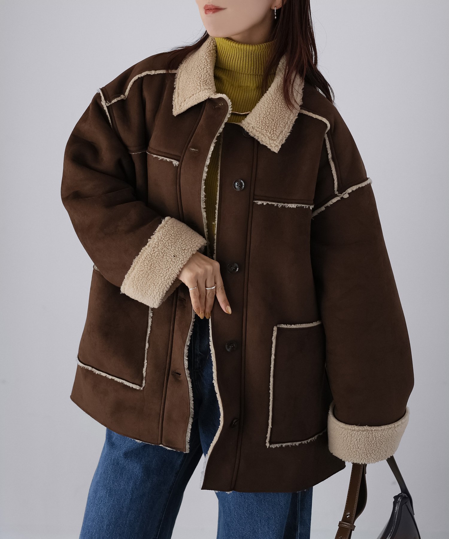 【リベリー/Riberry】のミドル丈ムートンコート 人気、トレンドファッション・服の通販 founy(ファニー) 　ファッション　Fashion　レディースファッション　Fashion for Women　アウター　Coat / Outerwear Collection　コート・ロングコート・ピーコート　Long Coats, Peacoats & More　インナー　Innerwear　秋　Autumn　シンプル　Simple, Minimal　ジャケット　Jacket, Outerwear　スウェット / スエット　Sweatshirt, Sweatwear　デニム　Denim, Jeans Material　バランス　Balance, Style Balance　フェイクムートン　Faux Shearling, Faux Mouton　フェミニン　Feminine, Girly　ポケット　Pocket, Pocket Detail　防寒　Cold Protection, Winter-Ready　ミドル　Middle Length, Mid Height　リラックス　Relax, Relaxed Fit　ロング　Long, Long-Length　冬　Winter / This Winter　再入荷　Restock / Back in Stock　おすすめ　Recommended / Our Picks　旅行　Travel　エレガント 上品　Elegant　 other-1|ID: prp329100004763957 ipo3291000000034486503