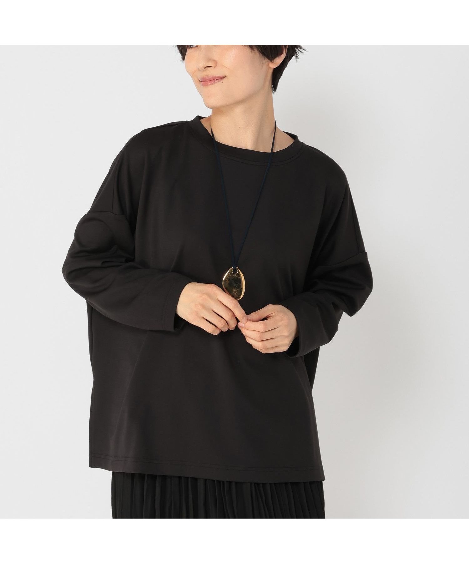 【スタディオ クリップ/studio CLIP】の《ウタオ》サイドスリットワイドプルオーバー インテリア・キッズ・メンズ・レディースファッション・服の通販 founy(ファニー) ファッション Fashion レディースファッション Fashion for Women トップス・カットソー Cut & Sew Tops カジュアルプルオーバー・ニットトップス Pullovers & Knit Tops / Casual Pullovers シンプル Simple, Minimal スリット Slit, Slit Detail ドレープ Drape, Draping Fabric ワイド Wide, Wide Fit ブラック19|ID: prp329100004764024 ipo3291000000034487286