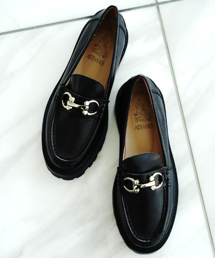 【ドレステリア/DRESSTERIOR】のARTESANOS(アルテサノス)【別注】金具付きローファー インテリア・キッズ・メンズ・レディースファッション・服の通販 founy(ファニー) https://founy.com/ ファッション Fashion レディースファッション Fashion for Women スマート Smart, Elegant エレガント 上品 Elegant 人気 Popular, Best Seller 別注 Limited Edition, Custom Order |ID: prp329100004764216 ipo3291000000034489821