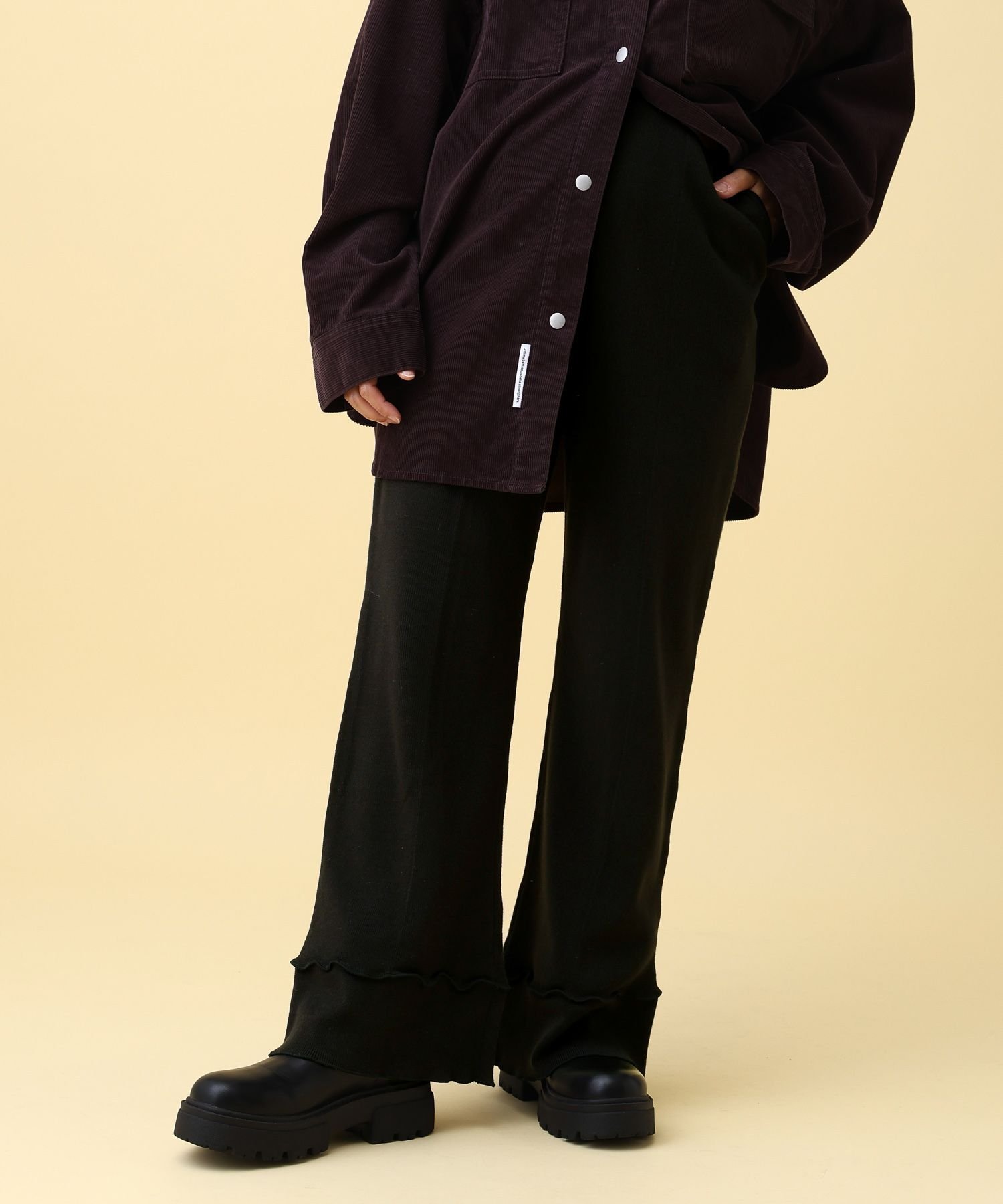 【レプシィム ローリーズファーム/LEPSIM LOWRYS FARM】の【産前・産後対応】マタニティ/フリルニットフレアパンツ インテリア・キッズ・メンズ・レディースファッション・服の通販 founy(ファニー) 　ファッション　Fashion　キッズファッション　Fashion for Kids　ボトムス　Bottoms　おすすめ　Recommended / Our Picks　フリル　Frill, Ruffle　ブラック09|ID: prp329100004764229 ipo3291000000035166532