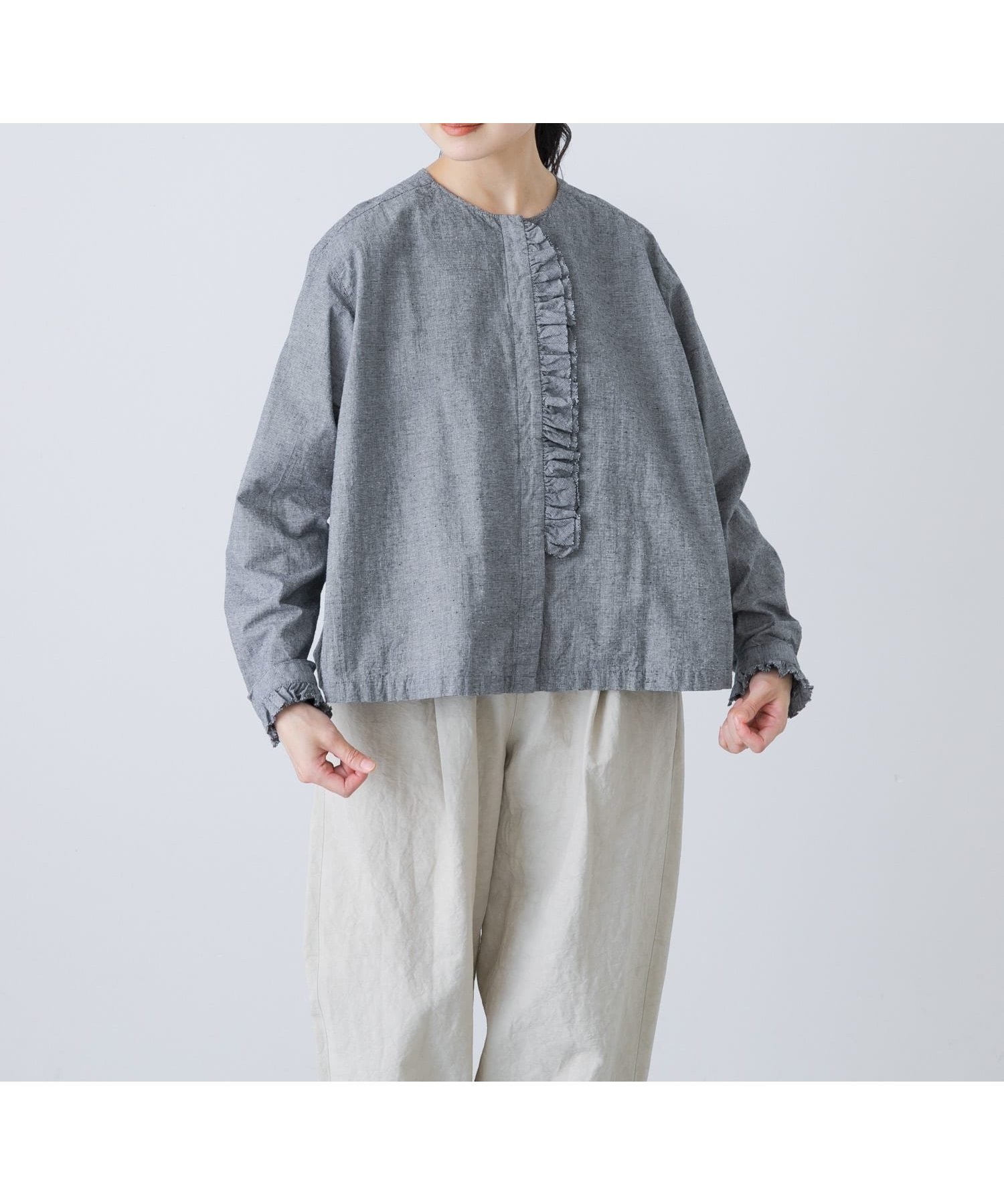 【かぐれ/kagure / URBAN RESEARCH】のコットンシルクフリルブラウス インテリア・キッズ・メンズ・レディースファッション・服の通販 founy(ファニー) ファッション Fashion レディースファッション Fashion for Women トップス・カットソー Cut & Sew Tops シャツ・ブラウス・オフィスカジュアル Elegant Blouses & Button-Ups 2025年 2025 2025-2026秋冬・A/W Autumn/Winter 2025–26 AW25–26 冬 Winter / This Winter インナー Innerwear シルク Silk, 100% Silk ジャケット Jacket, Outerwear ネップ Nepp, Slub Yarn フリル Frill, Ruffle ロング Long, Long-Length A/W・秋冬 Autumn/Winter 羽織 Haori, Light Jacket チェック|ID: prp329100004764347 ipo3291000000034491436