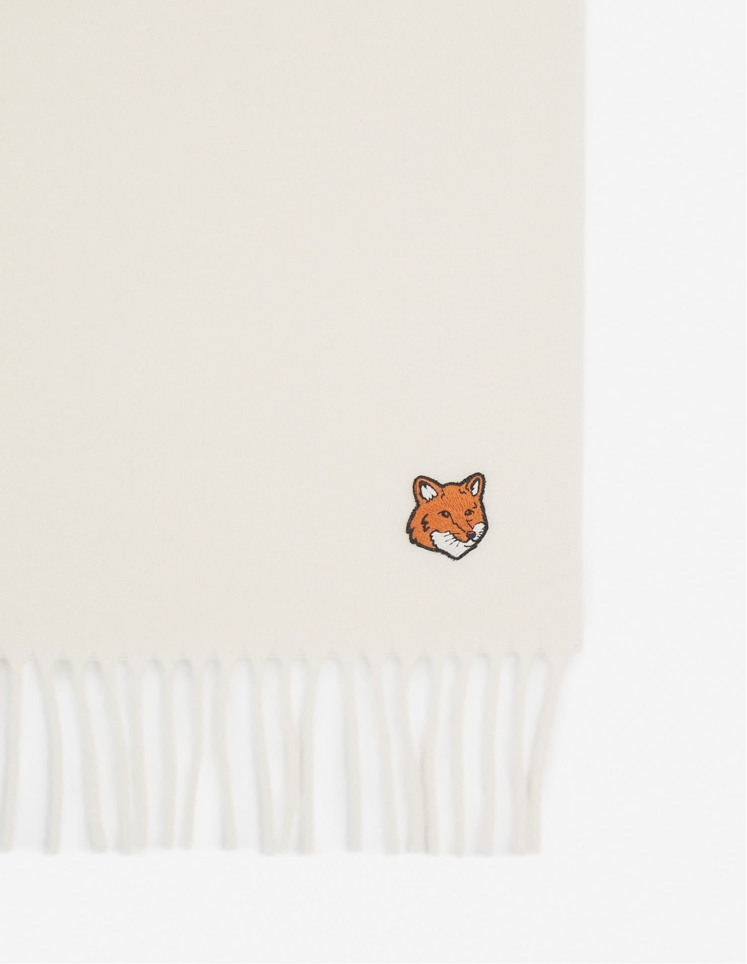 【メゾン キツネ/MAISON KITSUNE / MEN】のMaison Kitsune/FOX HEAD SCARF インテリア・キッズ・メンズ・レディースファッション・服の通販 founy(ファニー) ファッション Fashion メンズファッション Fashion for Men 冬 Winter / This Winter スカーフ Scarf, Neckwear パッチ Patch, Appliqué フォックス Fox, Fox Fur フォルム Silhouette, Form フリンジ Fringe, Tassel フレンチ French, French Style エレガント 上品 Elegant A/W・秋冬 Autumn/Winter PAPER|ID: prp329100004764381 ipo3291000000034558126