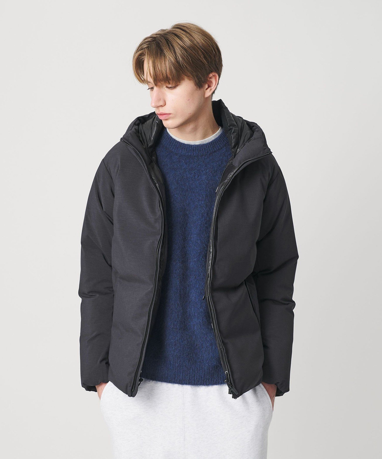 【ビューティ&ユース ユナイテッドアローズ/BEAUTY&YOUTH / UNITED ARROWS / MEN】の小松マテーレ シャンブレー フード ダウンジャケット 700FP 撥水機能 インテリア・キッズ・メンズ・レディースファッション・服の通販 founy(ファニー) 　ファッション　Fashion　メンズファッション　Fashion for Men　コンパクト　Compact, Small Size　軽量　Lightweight, Ultra Light　シャンブレー　Chambray, Denim-Like Fabric　シンプル　Simple, Minimal　ジャケット　Jacket, Outerwear　スタイリッシュ　Stylish, Fashionable　スマート　Smart, Elegant　ダウン　Down, Puffer　定番　Standard, Basic Item　バランス　Balance, Style Balance　ファブリック　Fabric, Textile　フォルム　Silhouette, Form　メッシュ　Mesh, Net Fabric　リラックス　Relax, Relaxed Fit　冬　Winter / This Winter　エレガント 上品　Elegant　DK.GRAY|ID: prp329100004764441 ipo3291000000035427121