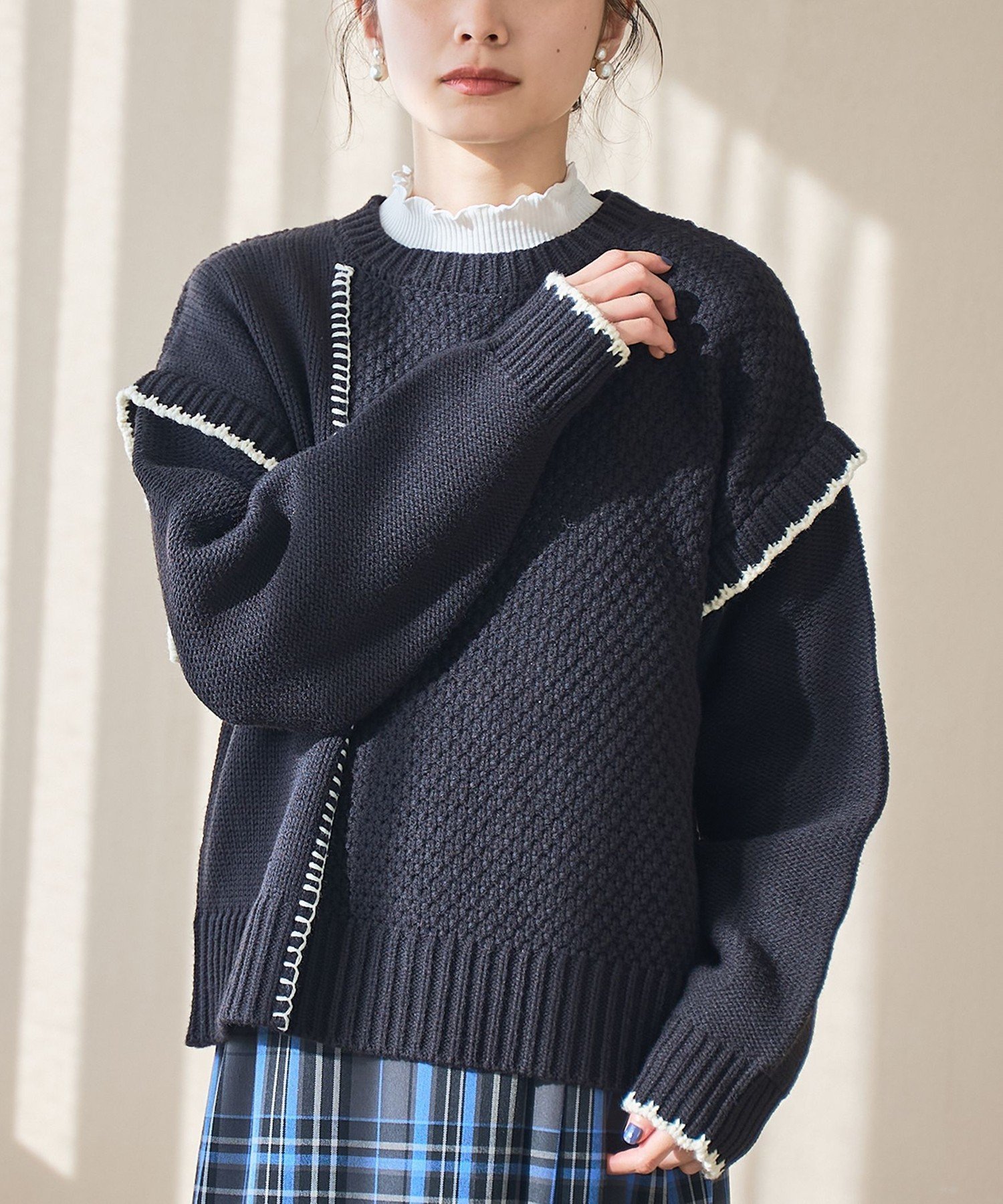 【コーエン/COEN】の配色ステッチパッチワークニット インテリア・キッズ・メンズ・レディースファッション・服の通販 founy(ファニー) ファッション Fashion レディースファッション Fashion for Women トップス・カットソー Cut & Sew Tops ニット Knit Tops & Sweaters おすすめ Recommended / Our Picks スニーカー Sneakers, Trainers デニム Denim, Jeans Material パッチワーク Patchwork, Mixed Fabric フェミニン Feminine, Girly ボトム Bottoms, Lower Wear リラックス Relax, Relaxed Fit 切替 Switching, Contrast Panel BLACK|ID: prp329100004764502 ipo3291000000034560231