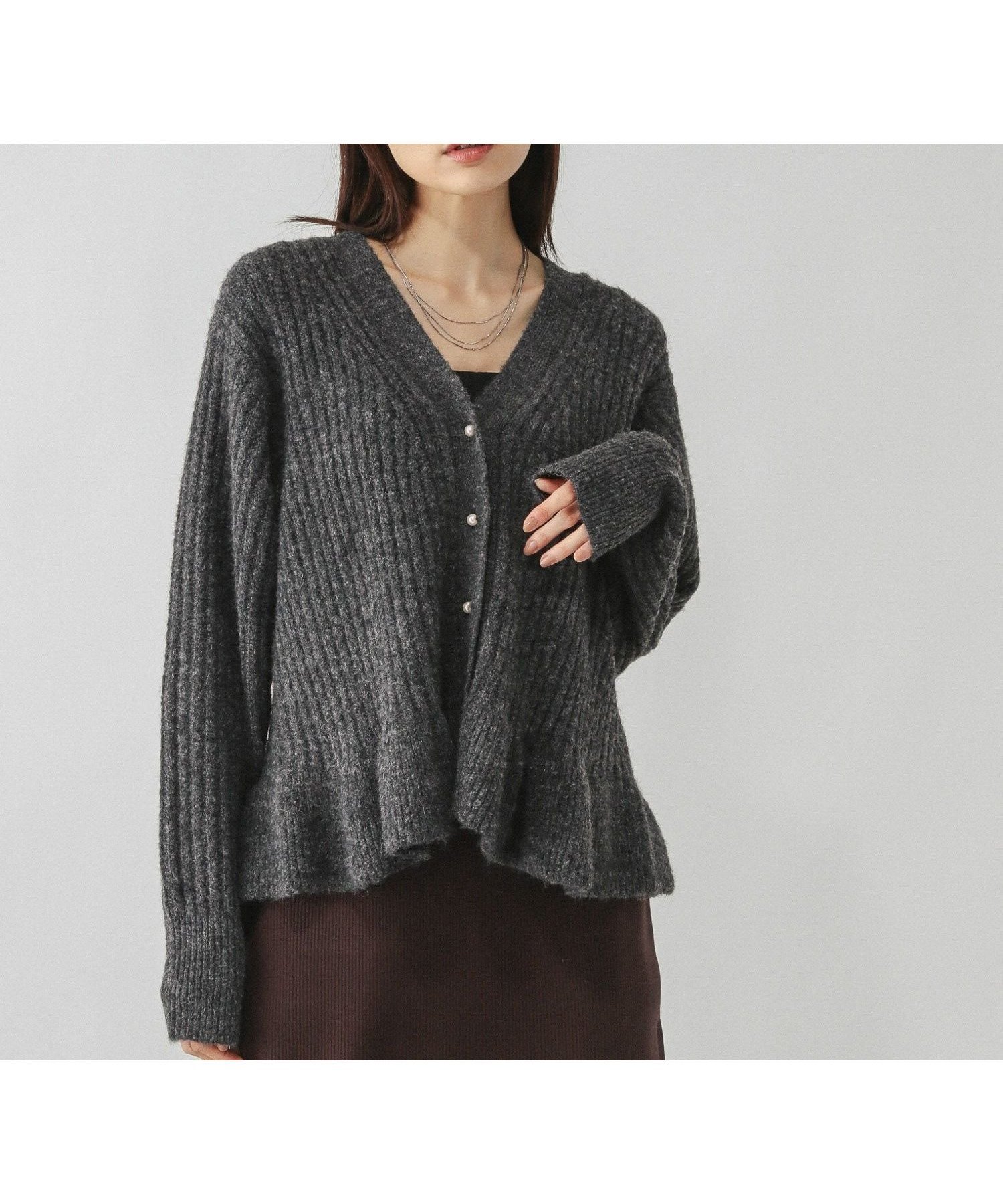 【グローバルワーク/GLOBAL WORK】のモヘヤタッチペプラムカーディガン/603655 インテリア・キッズ・メンズ・レディースファッション・服の通販 founy(ファニー) ファッション Fashion レディースファッション Fashion for Women トップス・カットソー Cut & Sew Tops カーディガン・羽織り Layered Style Cardigans カーディガン Cardigan, Knitwear パール Pearl, Pearl Accent ペプラム Peplum, Flared Hem チャコールグレー18|ID: prp329100004764512 ipo3291000000034492959
