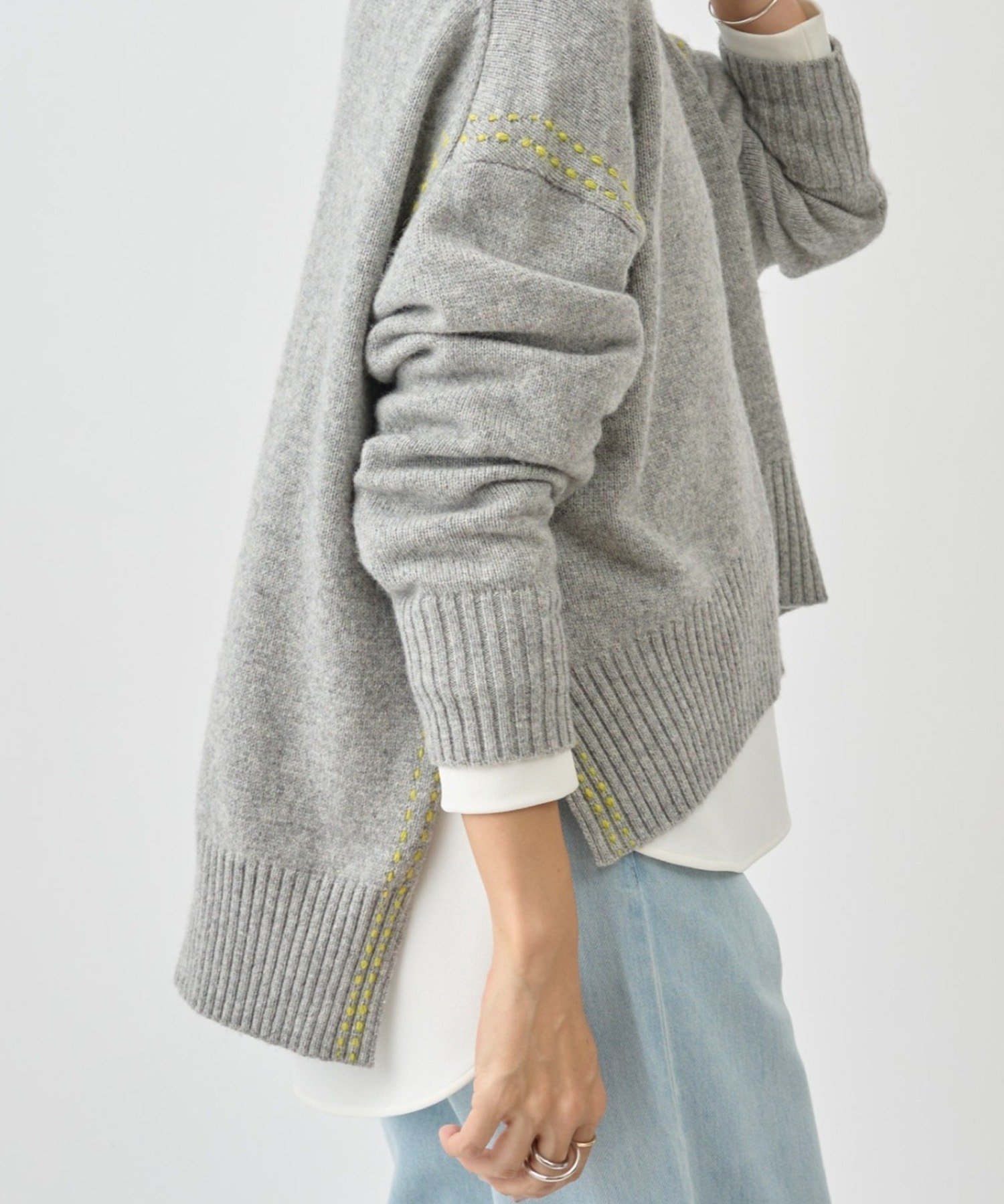 【ビアズリー/BEARDSLEY】のステッチニット 人気、トレンドファッション・服の通販 founy(ファニー) ファッション Fashion レディースファッション Fashion for Women トップス・カットソー Cut & Sew Tops ニット Knit Tops & Sweaters スリット Slit, Slit Detail ハイネック High Neck, Mock Neck フロント Front, Front Design 楽ちん Easy Fit, Comfortable 再入荷 Restock / Back in Stock other-1|ID: prp329100004764540 ipo3291000000034776748