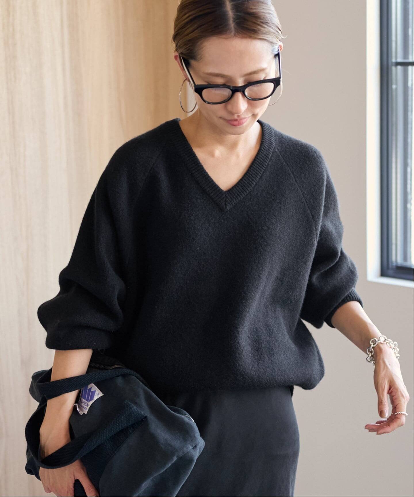 【フレームワーク/FRAMeWORK】の≪WEB限定 / 追加 ≫AQUA Vネックプルオーバー インテリア・キッズ・メンズ・レディースファッション・服の通販 founy(ファニー) 　ファッション　Fashion　レディースファッション　Fashion for Women　トップス・カットソー　Cut & Sew Tops　カジュアルプルオーバー・ニットトップス　Pullovers & Knit Tops / Casual Pullovers　Vネックトップス　V-Neck Tops / V-Cut Neckline Shirts　インナー　Innerwear　シンプル　Simple, Minimal　再入荷　Restock / Back in Stock　ブラック|ID: prp329100004764588 ipo3291000000034606734