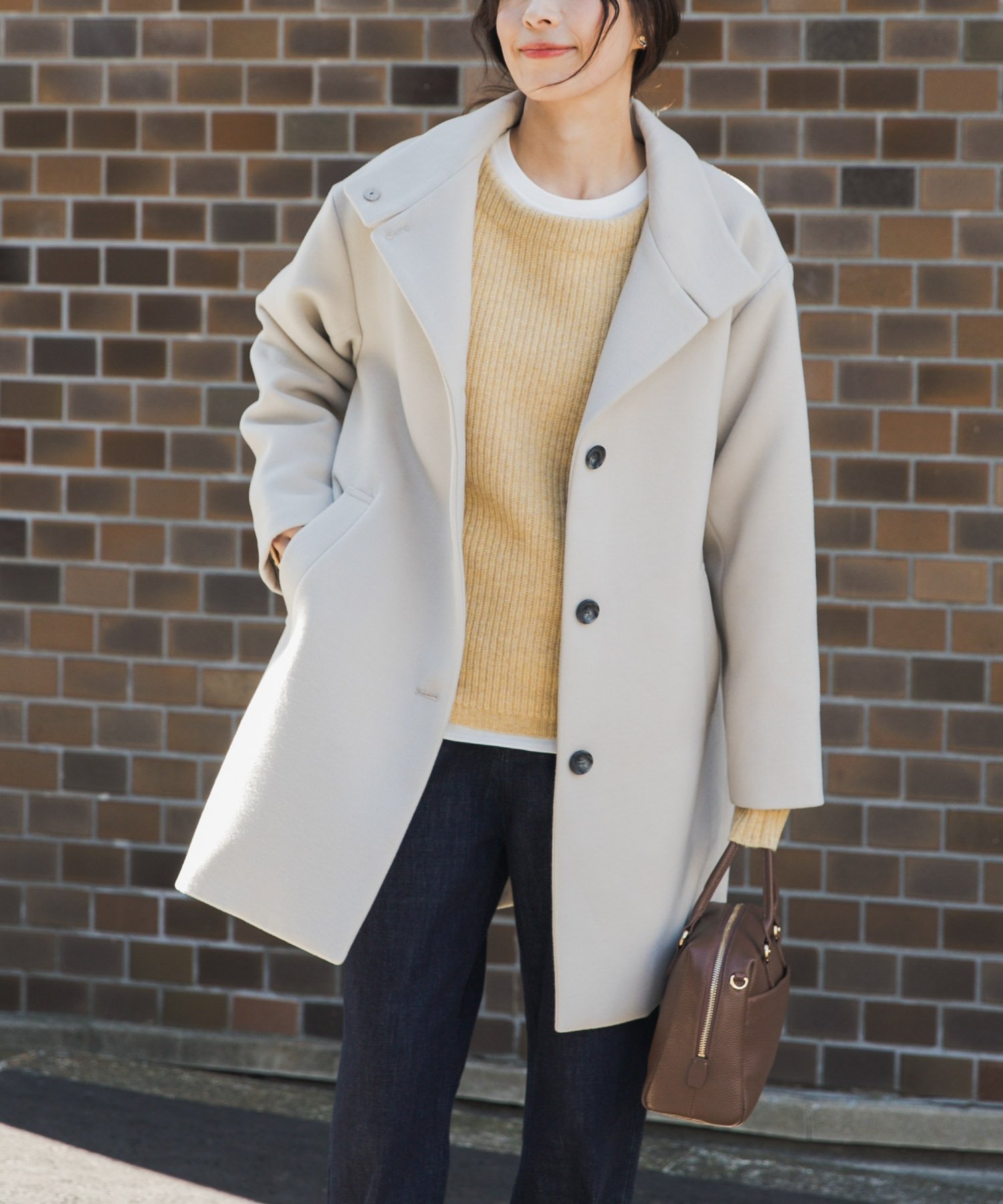 【アーバンリサーチ ドアーズ/URBAN RESEARCH DOORS】の『UR TECH』スタンドカラーコート インテリア・キッズ・メンズ・レディースファッション・服の通販 founy(ファニー) ファッション Fashion レディースファッション Fashion for Women アウター Coat / Outerwear Collection コート・ロングコート・ピーコート Long Coats, Peacoats & More 2025年 2025 2025-2026秋冬・A/W Autumn/Winter 2025–26 AW25–26 冬 Winter / This Winter クラシカル Classical, Vintage-Inspired スタンド Stand Collar, Upright Stand トレンド Trend, Trending Now バランス Balance, Style Balance マフラー Scarf, Muffler エレガント 上品 Elegant A/W・秋冬 Autumn/Winter GREIGE|ID: prp329100004764606 ipo3291000000034494019