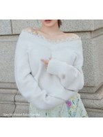 【スナイデル/SNIDEL】のフォックス衿レースプルオーバー 人気、トレンドファッション・服の通販 founy(ファニー) ファッション Fashion レディースファッション Fashion for Women トップス・カットソー Cut & Sew Tops カジュアルプルオーバー・ニットトップス Pullovers & Knit Tops / Casual Pullovers エレガント 上品 Elegant ギャザー Gathered, Ruffled シンプル Simple, Minimal ストレート Straight, Straight Cut スマート Smart, Elegant デコルテ Décolleté, Neckline フェミニン Feminine, Girly フォックス Fox, Fox Fur ボトム Bottoms, Lower Wear レース Lace, Lace Fabric おすすめ Recommended / Our Picks |ID:prp329100004765031