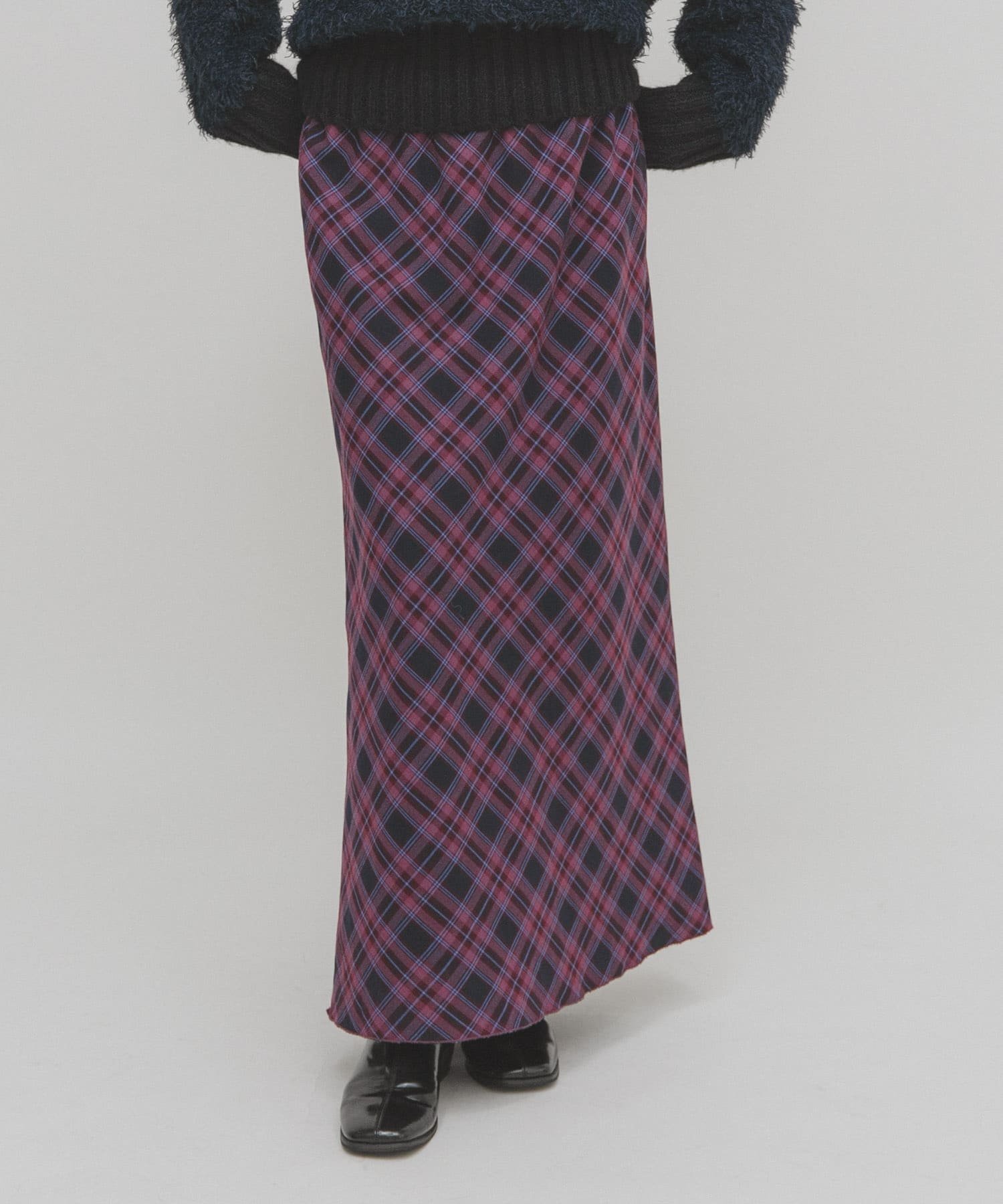 【ケービーエフ/KBF / URBAN RESEARCH】のチェックナロースカート インテリア・キッズ・メンズ・レディースファッション・服の通販 founy(ファニー) ファッション Fashion レディースファッション Fashion for Women スカート Skirts 2025年 2025 2025-2026秋冬・A/W Autumn/Winter 2025–26 AW25–26 冬 Winter / This Winter クラシカル Classical, Vintage-Inspired チェック Check, Plaid, Tartan フィット Fit, Slim Fit A/W・秋冬 Autumn/Winter レッド系その他|ID: prp329100004765117 ipo3291000000034587363