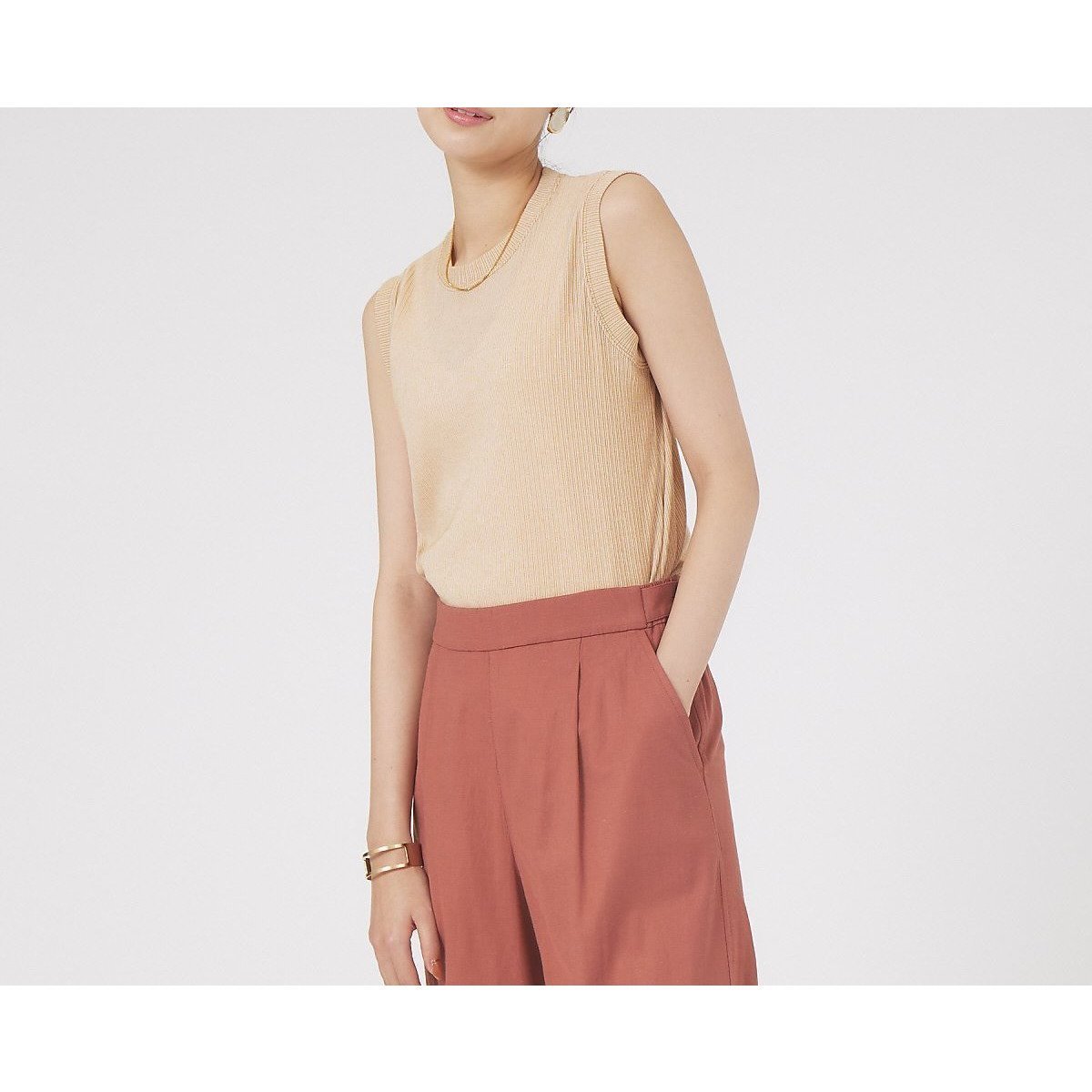 【カリテ/qualite】のツィストテレコノースリーブ インテリア・キッズ・メンズ・レディースファッション・服の通販 founy(ファニー) 　ファッション　Fashion　レディースファッション　Fashion for Women　トップス・カットソー　Cut & Sew Tops　キャミソール&ノースリーブ　Camisoles & Sleeveless Tops　オレンジ　Orange　ジャケット　Jacket, Outerwear　ストライプ　Stripe, Striped Pattern　ノースリーブ　Sleeveless, No-Sleeve　夏　Summer　ビジネス 仕事 通勤　Business / Work / Commuting　オレンジ|ID: prp329100004765128 ipo3291000000034498626