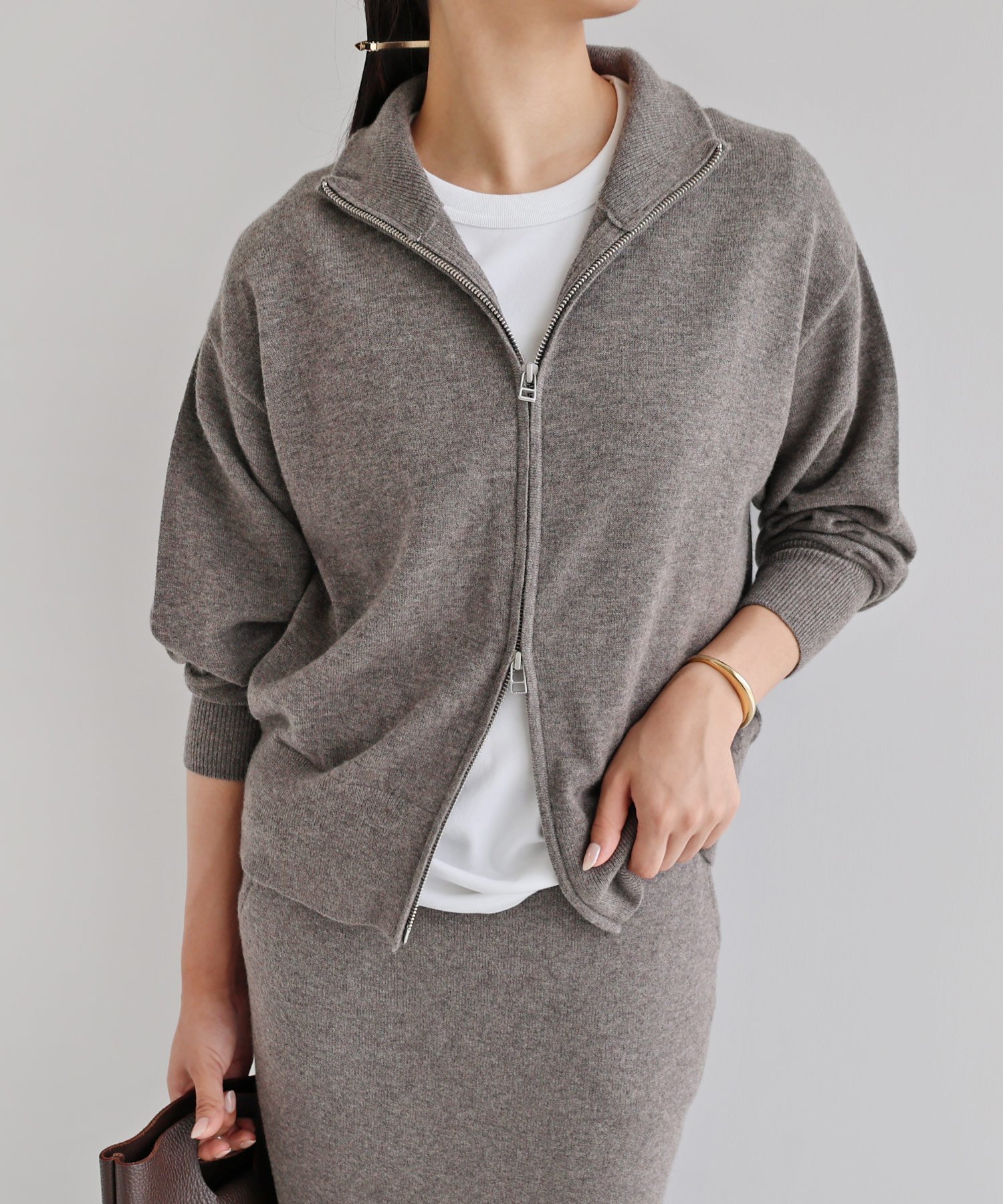 【アンドミー/andme】のダブルジップ ウール ニット ブルゾン evernavy エバーネイビー インテリア・キッズ・メンズ・レディースファッション・服の通販 founy(ファニー) 　ファッション　Fashion　レディースファッション　Fashion for Women　アウター　Coat / Outerwear Collection　ブルゾンジャケット・スポーティアウター　Blouson Jackets　トップス・カットソー　Cut & Sew Tops　ニット　Knit Tops & Sweaters　インナー　Innerwear　シンプル　Simple, Minimal　トレンド　Trend, Trending Now　ブルゾン　Blouson, Bomber Jacket　羽織　Haori, Light Jacket　グレージュ|ID: prp329100004765155 ipo3291000000034498792