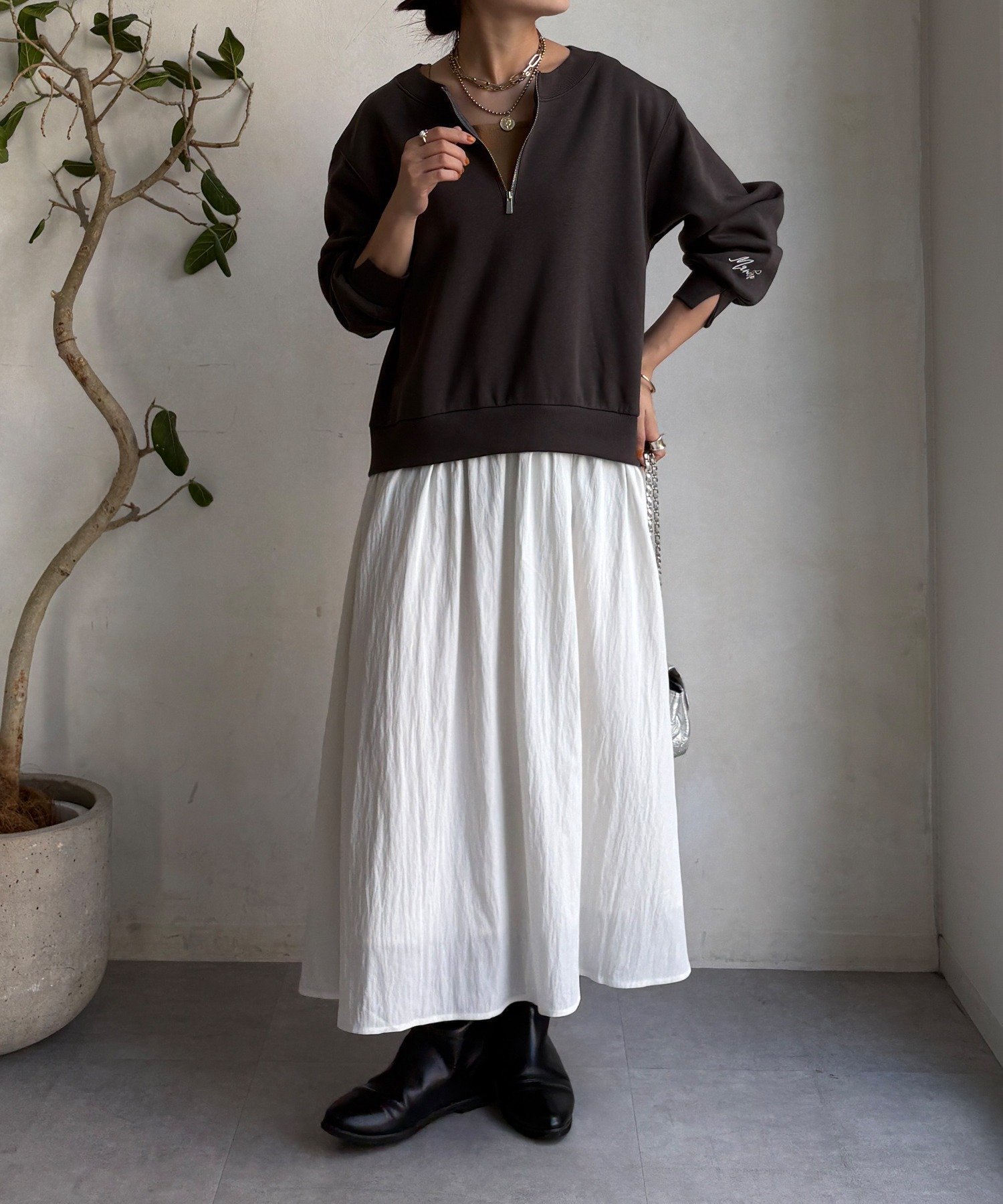 【ドゥドゥ/DouDou】の【WEB限定】ハーフジップドッキングワンピース インテリア・キッズ・メンズ・レディースファッション・服の通販 founy(ファニー) ファッション Fashion レディースファッション Fashion for Women ワンピース Dresses スマート Smart, Elegant ドッキング Docking, Mixed Material バランス Balance, Style Balance フェミニン Feminine, Girly ミックス Mix, Mixed Style S/S・春夏 SS, Spring/Summer, Warm Season 再入荷 Restock / Back in Stock 夏 Summer 2025年 2025 2025春夏・S/S Spring/Summer 2025 SS25 チャコールグレー|ID: prp329100004765171 ipo3291000000034882414