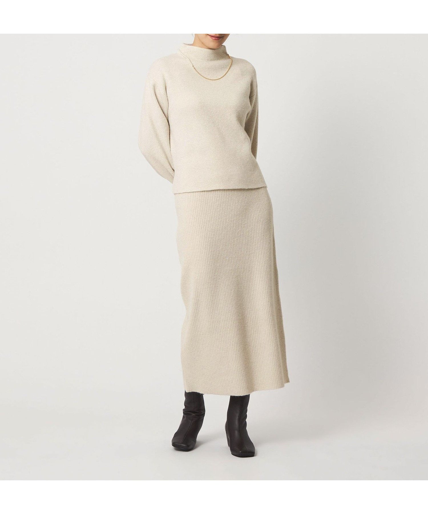 【ユナイテッドアローズ/UNITED ARROWS】のラメハイネックニット+スカート A DAY IN THE LIFE インテリア・キッズ・メンズ・レディースファッション・服の通販 founy(ファニー) 　ファッション　Fashion　レディースファッション　Fashion for Women　スカート　Skirts　アクリル　Acrylic Material　スカーフ　Scarf, Neckwear　トレンド　Trend, Trending Now　ネックレス　Necklace, Pendant Necklace　ハイネック　High Neck, Mock Neck　バランス　Balance, Style Balance　ボックス　Boxy, Box Shape　アウトレット　Outlet / Clearance　エレガント 上品　Elegant　ビジネス 仕事 通勤　Business / Work / Commuting　NATURAL|ID: prp329100004765178 ipo3291000000034906459