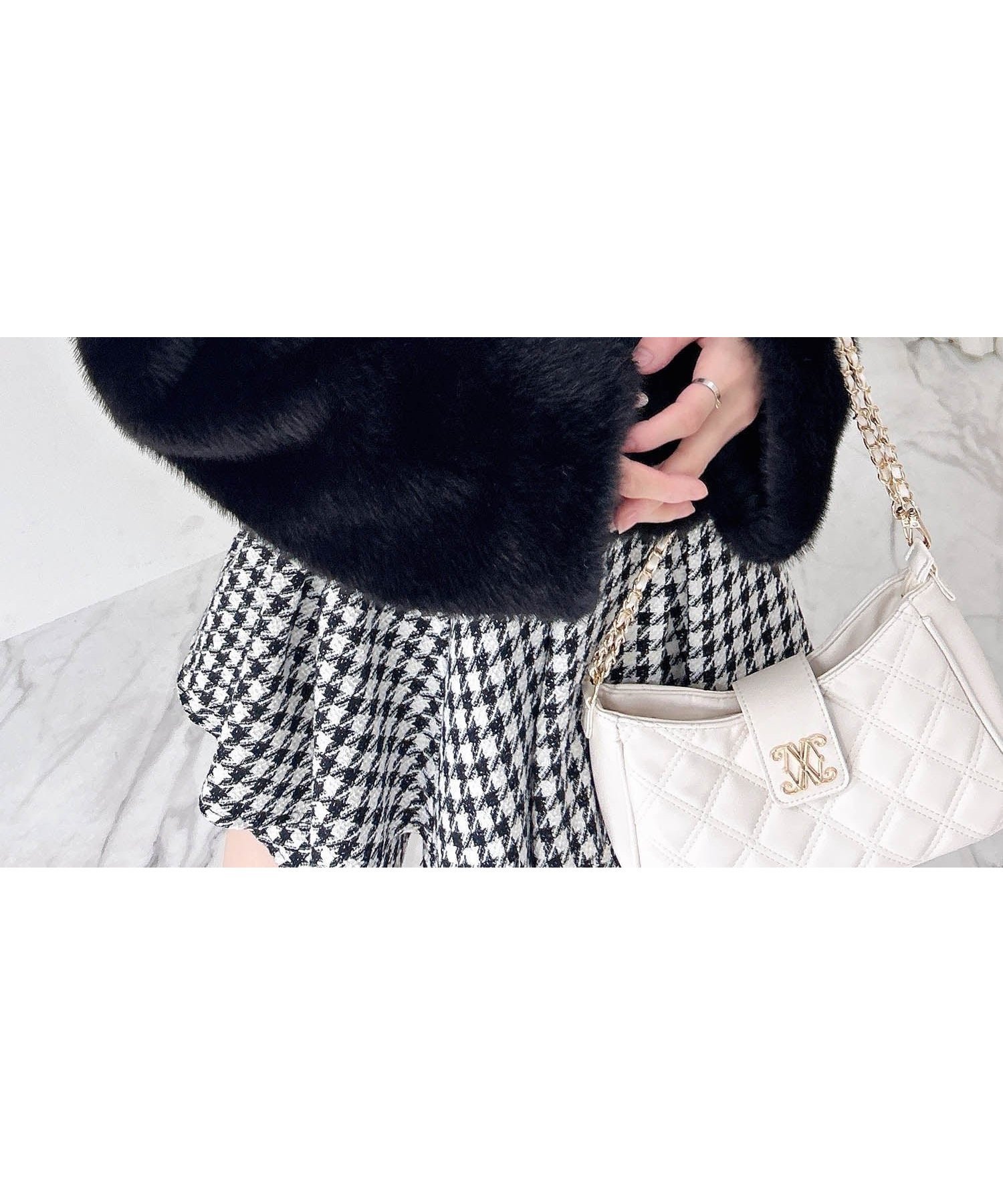 【イング/INGNI】のビジュ釦ステンカラーエコファーブラウス インテリア・キッズ・メンズ・レディースファッション・服の通販 founy(ファニー) 　ファッション　Fashion　レディースファッション　Fashion for Women　トップス・カットソー　Cut & Sew Tops　シャツ・ブラウス・オフィスカジュアル　Elegant Blouses & Button-Ups　エレガント 上品　Elegant　ガーリー　Girly, Feminine Style　ジャケット　Jacket, Outerwear　スマホ　Smartphone, Mobile Device　なめらか　Smooth, Silky Texture　バランス　Balance, Style Balance　ビジュー　Bijou, Jewel-like Accent　フェミニン　Feminine, Girly　フロント　Front, Front Design　ポケット　Pocket, Pocket Detail　ミニスカート　Mini Skirt, Short Skirt　ロング　Long, Long-Length　おすすめ　Recommended / Our Picks　クロ|ID: prp329100004765185 ipo3291000000034498951