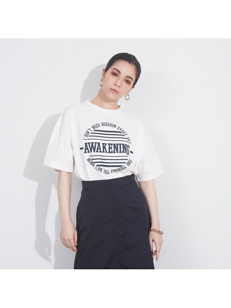 【ノミネ/NOMINE】のオリジナルロゴプリントTシャツ インテリア・キッズ・メンズ・レディースファッション・服の通販 founy(ファニー) 　ファッション　Fashion　レディースファッション　Fashion for Women　トップス・カットソー　Cut & Sew Tops　シャツ・ブラウス・オフィスカジュアル　Elegant Blouses & Button-Ups　ロングTシャツ・Tシャツ　Longline T-Shirts & Tees　おすすめ　Recommended / Our Picks　バランス　Balance, Style Balance　パターン　Pattern, Design Print　パープル　Purple, Violet　フロント　Front, Front Design　プリント　Print, Printed Pattern　ルーズ　Loose, Oversized　夏　Summer　無地　Plain, Solid Color　ホワイト系その他3|ID: prp329100004765312 ipo3291000000034499659