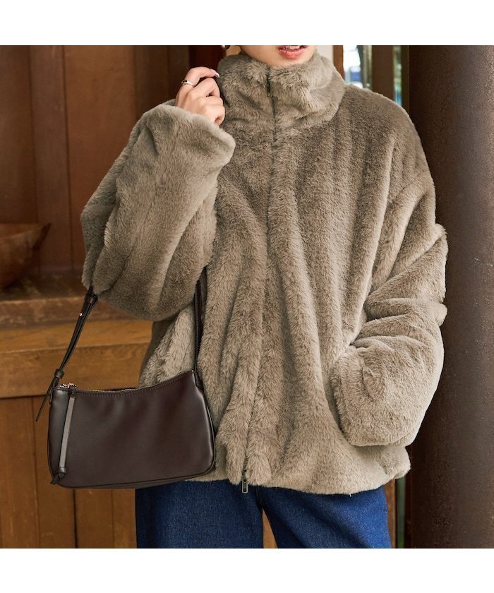 【フリークスストア/FREAK'S STORE】のボリューム ファー ショート コート【限定展開】【限定展開】 25AW インテリア・キッズ・メンズ・レディースファッション・服の通販 founy(ファニー) 　ファッション　Fashion　レディースファッション　Fashion for Women　アウター　Coat / Outerwear Collection　コート・ロングコート・ピーコート　Long Coats, Peacoats & More　2025年　2025　2025-2026秋冬・A/W　Autumn/Winter 2025–26 AW25–26　冬　Winter / This Winter　キルティング　Quilted, Quilting　ショート　Short, Short Length　スタンド　Stand Collar, Upright Stand　バランス　Balance, Style Balance　A/W・秋冬　Autumn/Winter　ベージュ|ID: prp329100004765341 ipo3291000000034499950