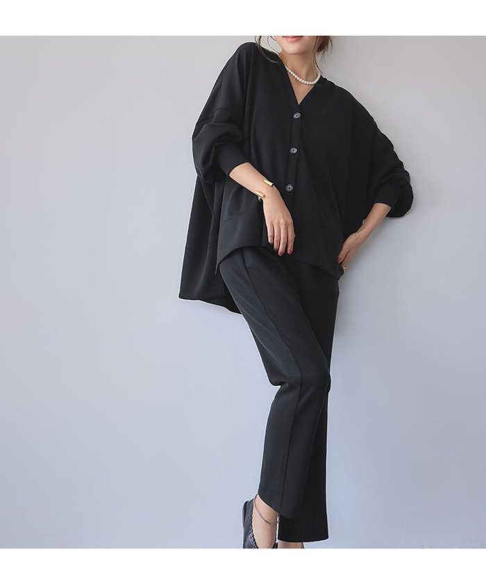 【ガール/GIRL】のダンボール セットアップ Vネック カーディガン テーパードパンツ 2点セット インテリア・キッズ・メンズ・レディースファッション・服の通販 founy(ファニー) https://founy.com/ ファッション Fashion レディースファッション Fashion for Women セットアップ Matching Sets レディースパンツ・ボトムス Pants & Trousers / Bottoms カーディガン Cardigan, Knitwear クロップド Cropped, Short Length シンプル Simple, Minimal セットアップ Set-Up, Coordinated Outfit フロント Front, Front Design ポケット Pocket, Pocket Detail リラックス Relax, Relaxed Fit 再入荷 Restock / Back in Stock エレガント 上品 Elegant |ID: prp329100004765543 ipo3291000000034501788