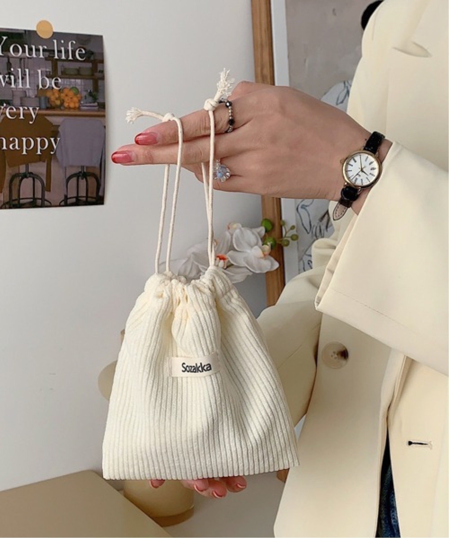 【チェルカ/CERCA】のPochi Pouch/コーデュロイ 巾着 ミニ ポーチ インテリア・キッズ・メンズ・レディースファッション・服の通販 founy(ファニー) 　ファッション　Fashion　レディースファッション　Fashion for Women　ポーチ&ミニバッグ　Pouches & Mini Bags　コーデュロイ　Corduroy, Cord Fabric　シンプル　Simple, Minimal　ポーチ　Pouch, Small Case　ワンポイント　One Point, Statement Accent　再入荷　Restock / Back in Stock　巾着　Drawstring Bag, Kinchaku　アイボリー|ID: prp329100004765592 ipo3291000000034722768