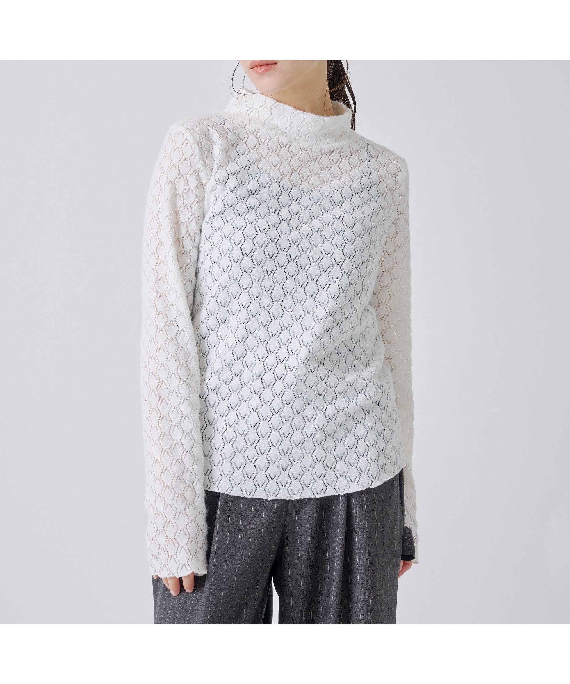 【ビーアパートメント/b apartment / MEN】の「KELEN / ケレン」ハイネックレーストップス インテリア・キッズ・メンズ・レディースファッション・服の通販 founy(ファニー) ファッション Fashion メンズファッション Fashion for Men トップス・カットソー Cut & Sew Tops アイビー Ivy Pattern インナー Innerwear コレクション Collection, Seasonal Line スタンダード Standard, Basic ストライプ Stripe, Striped Pattern セーター Sweater, Knitwear ダウン Down, Puffer チェック Check, Plaid, Tartan トレンド Trend, Trending Now ハイネック High Neck, Mock Neck レース Lace, Lace Fabric A/W・秋冬 Autumn/Winter 冬 Winter / This Winter 再入荷 Restock / Back in Stock エレガント 上品 Elegant 2025年 2025 2025-2026秋冬・A/W Autumn/Winter 2025–26 AW25–26 OFFWHITE|ID: prp329100004765599 ipo3291000000034502299