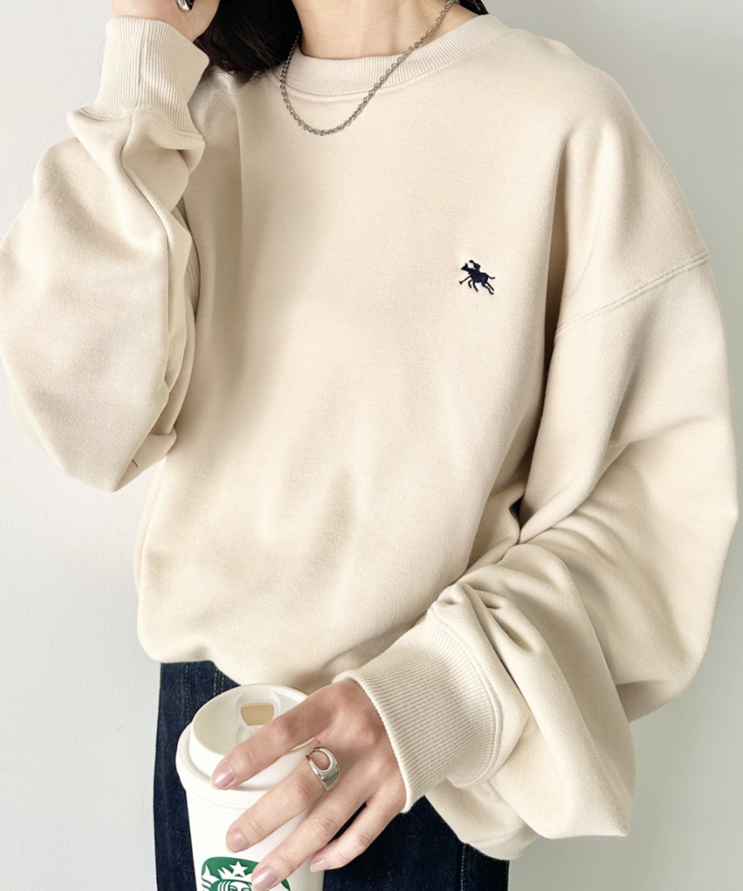 【アウトフィッター ラボ/Outfitter lab】のPOLO CHAMPS クルーネックスウェット インテリア・キッズ・メンズ・レディースファッション・服の通販 founy(ファニー) 　ファッション　Fashion　レディースファッション　Fashion for Women　トップス・カットソー　Cut & Sew Tops　レディースパーカー・カジュアルフーディー　Casual Hoodies & Sweatshirts　スウェット・クルーネックトップス　Sweatshirts & Crewnecks / Relaxed Fit Sweat Tops　インナー　Innerwear　カットソー　Cut and Sewn Top　カーゴパンツ　Cargo Pants, Utility Pants　今季　This Season, Current Season　スウェット / スエット　Sweatshirt, Sweatwear　スポーツ　Sports, Activewear　スラックス　Slacks, Dress Pants　デニム　Denim, Jeans Material　トレーナー　Sweatshirt, Trainer　定番　Standard, Basic Item　長袖　Long Sleeve, Full Sleeve　ベーシック　Basic, Essential　ボトム　Bottoms, Lower Wear　モチーフ　Motif, Design Theme　無地　Plain, Solid Color　ワイド　Wide, Wide Fit　ワンポイント　One Point, Statement Accent　冬　Winter / This Winter　A/W・秋冬　Autumn/Winter　おすすめ　Recommended / Our Picks　ベージュ|ID: prp329100004765821 ipo3291000000034504292