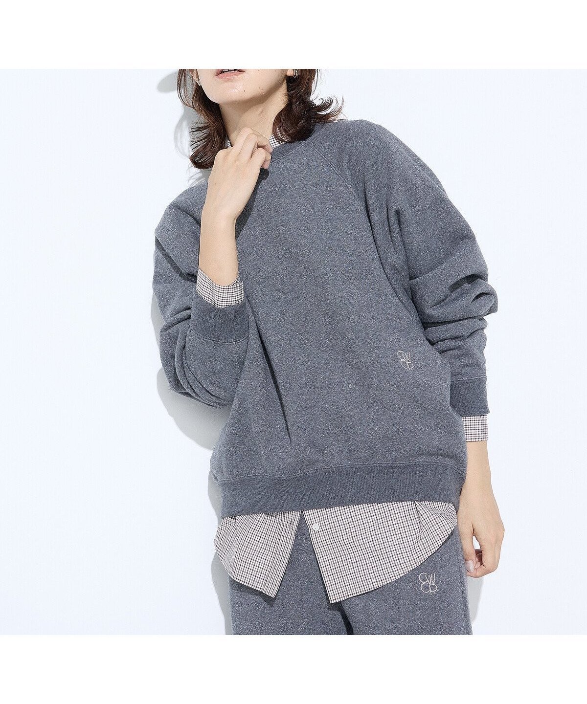 【コムサ/COMME CA】の裏双糸ラメ裏毛 プルオーバー インテリア・キッズ・メンズ・レディースファッション・服の通販 founy(ファニー) 　ファッション　Fashion　レディースファッション　Fashion for Women　トップス・カットソー　Cut & Sew Tops　カジュアルプルオーバー・ニットトップス　Pullovers & Knit Tops / Casual Pullovers　シルバー　Silver, Metallic Silver　セットアップ　Set-Up, Coordinated Outfit　ベーシック　Basic, Essential　ワンポイント　One Point, Statement Accent　エレガント 上品　Elegant　08:チャコール|ID: prp329100004765843 ipo3291000000034504489