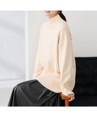 【アー ヴェー ヴェー/a.v.v】の【洗える/静電気が起きにくい】バックスリットニット 人気、トレンドファッション・服の通販 founy(ファニー) ファッション Fashion レディースファッション Fashion for Women トップス・カットソー Cut & Sew Tops ニット Knit Tops & Sweaters 春 Spring 洗える Machine Washable 秋 Autumn スリット Slit, Slit Detail デニム Denim, Jeans Material ハイネック High Neck, Mock Neck フェミニン Feminine, Girly ベーシック Basic, Essential ワイド Wide, Wide Fit 冬 Winter / This Winter 再入荷 Restock / Back in Stock 夏 Summer thumbnail アイボリー|ID: prp329100004765970 ipo3291000000034505956