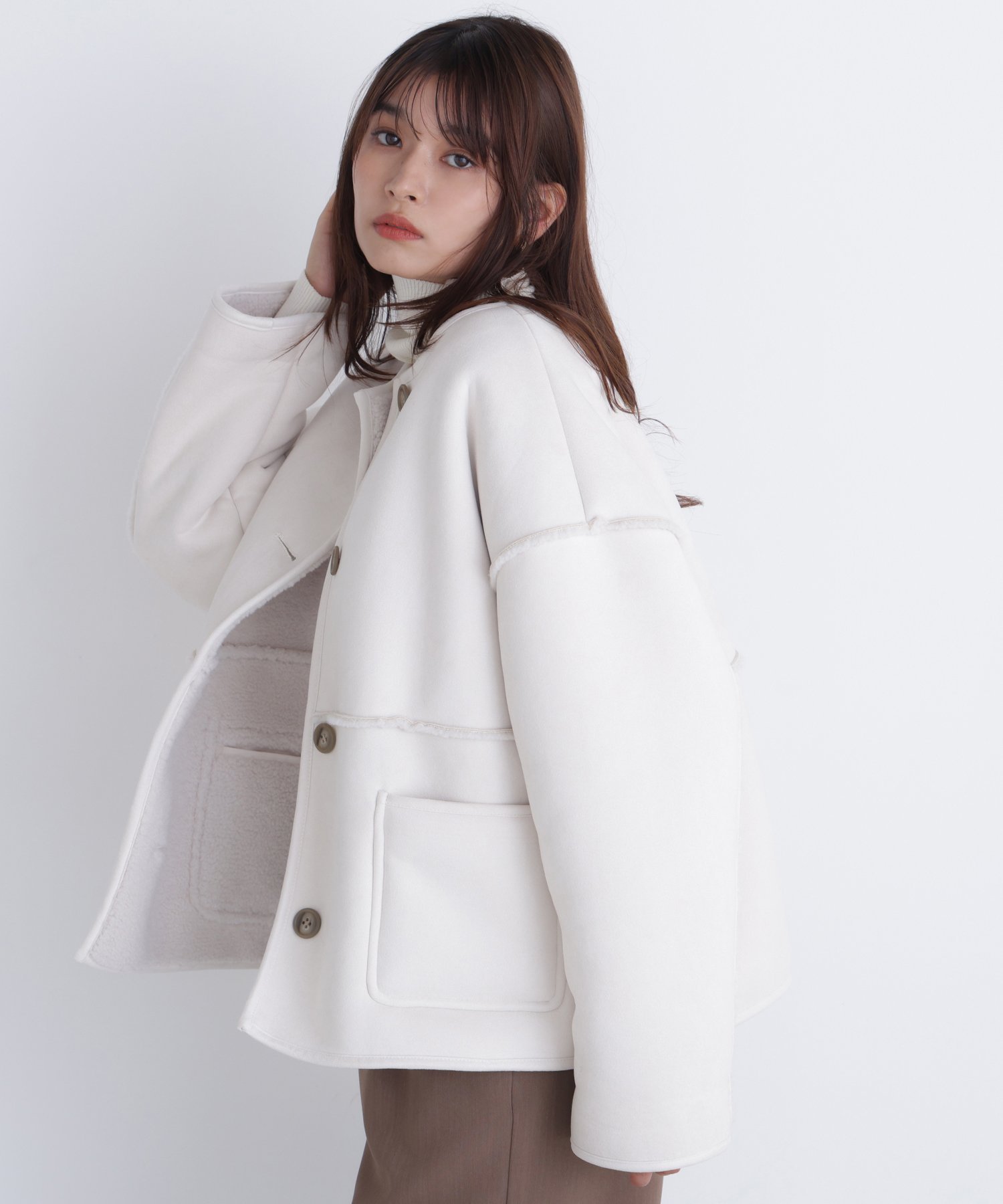 【ナチュラル ビューティー ベーシック/NATURAL BEAUTY BASIC】のリバーシブルフェイクスウェードコート インテリア・キッズ・メンズ・レディースファッション・服の通販 founy(ファニー) ファッション Fashion レディースファッション Fashion for Women アウター Coat / Outerwear Collection コート・ロングコート・ピーコート Long Coats, Peacoats & More ポケット Pocket, Pocket Detail ミドル Middle Length, Mid Height リバーシブル Reversible, Two-Sided エクリュ1|ID: prp329100004766035 ipo3291000000034562470