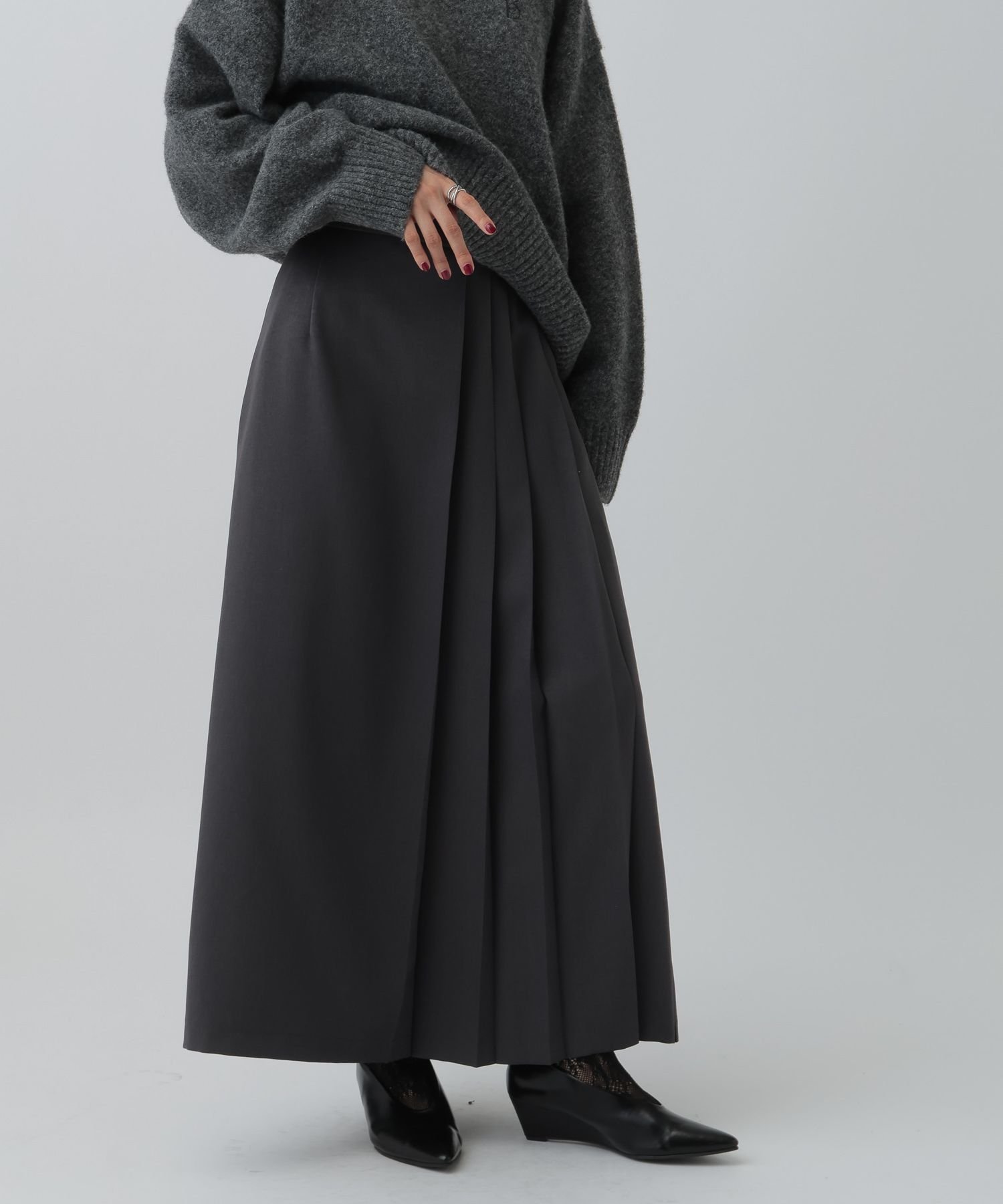 【レプシィム ローリーズファーム/LEPSIM LOWRYS FARM】のサイドプリーツスカート インテリア・キッズ・メンズ・レディースファッション・服の通販 founy(ファニー) ファッション Fashion レディースファッション Fashion for Women スカート Skirts プリーツスカート / 上品フェミニンスタイル Pleated Skirts おすすめ Recommended / Our Picks スウェット / スエット Sweatshirt, Sweatwear スニーカー Sneakers, Trainers プリーツ Pleats, Pleated グレー15|ID: prp329100004766068 ipo3291000000034569055