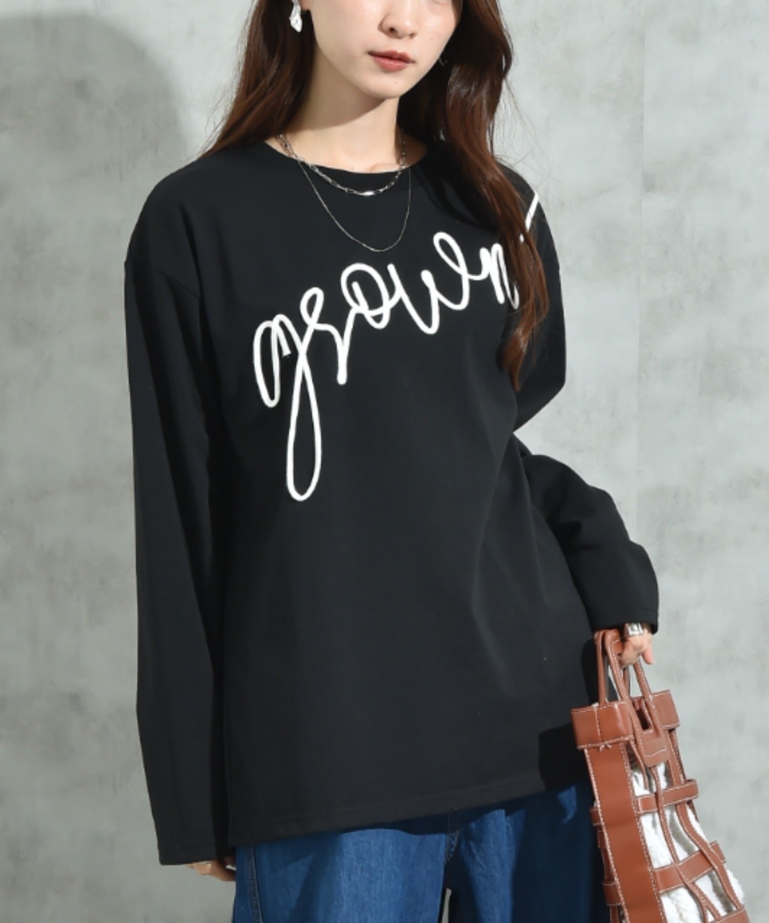 【インタープラネット/INTERPLANET】のテープ刺繍ロゴ長袖プルオーバー インテリア・キッズ・メンズ・レディースファッション・服の通販 founy(ファニー) ファッション Fashion レディースファッション Fashion for Women トップス・カットソー Cut & Sew Tops カジュアルプルオーバー・ニットトップス Pullovers & Knit Tops / Casual Pullovers ベーシック Basic, Essential 長袖 Long Sleeve, Full Sleeve ブラック|ID: prp329100004766076 ipo3291000000034508060