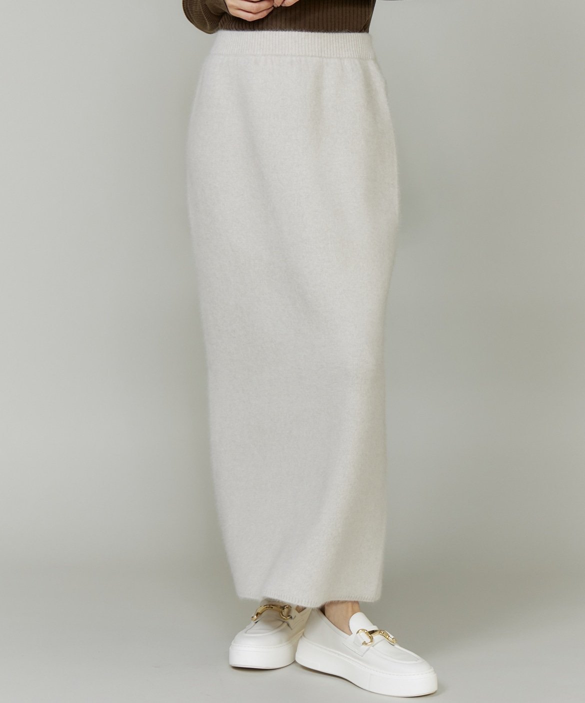 【イネド/INED】のフォックスブレンドタイトスカート《YVON》 人気、トレンドファッション・服の通販 founy(ファニー) 　ファッション　Fashion　レディースファッション　Fashion for Women　スカート　Skirts　カーディガン　Cardigan, Knitwear　スマート　Smart, Elegant　スリット　Slit, Slit Detail　セットアップ　Set-Up, Coordinated Outfit　人気　Popular, Best Seller　フォックス　Fox, Fox Fur　ミックス　Mix, Mixed Style　 other-1|ID: prp329100004766078 ipo3291000000034508073