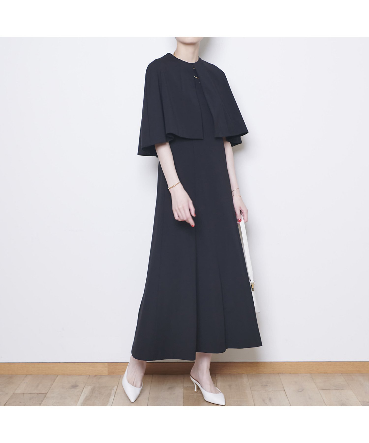 【ルージュヴィフラクレ/Rouge vif la cle】のライトポンチケープ付き2WAYワンピース 人気、トレンドファッション・服の通販 founy(ファニー) ファッション Fashion レディースファッション Fashion for Women ワンピース Dresses ドレス Dress, One-Piece フィット Fit, Slim Fit フレア Flare, Flared エレガント 上品 Elegant other-1|ID: prp329100004766126 ipo3291000000034508445