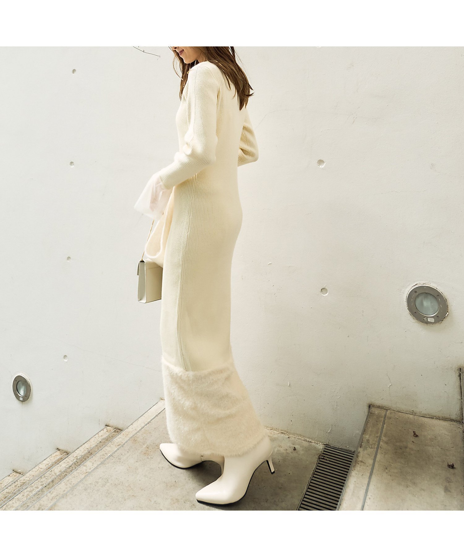 【ルージュヴィフラクレ/Rouge vif la cle】の【一部店舗限定】リブボートネックヘムフェザーワンピース インテリア・キッズ・メンズ・レディースファッション・服の通販 founy(ファニー) 　ファッション　Fashion　レディースファッション　Fashion for Women　ワンピース　Dresses　おすすめ　Recommended / Our Picks　チュール　Tulip, Tulip Motif　フィット　Fit, Slim Fit　フェザーヤーン　Feather Yarn, Fluffy Yarn　アイボリー|ID: prp329100004766144 ipo3291000000034508601