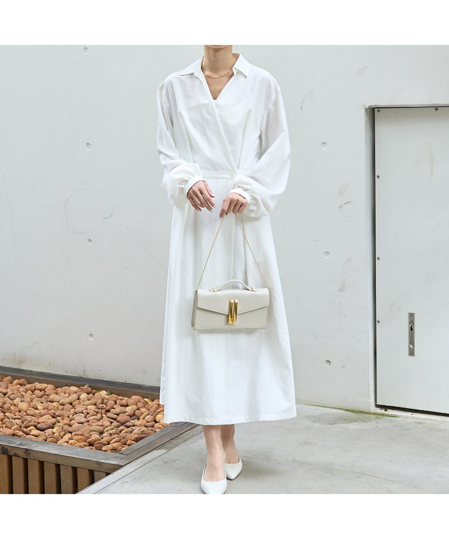 【ルージュヴィフラクレ/Rouge vif la cle】のカシュクールワンピース インテリア・キッズ・メンズ・レディースファッション・服の通販 founy(ファニー) 　ファッション　Fashion　レディースファッション　Fashion for Women　ワンピース　Dresses　シンプル　Simple, Minimal　リラックス　Relax, Relaxed Fit　ホワイト|ID: prp329100004766154 ipo3291000000034508671