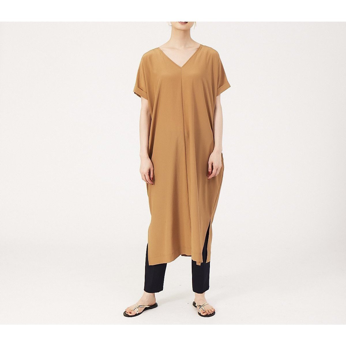 【カリテ/qualite】の【WEB・一部店舗限定】Vネックワンピース 人気、トレンドファッション・服の通販 founy(ファニー) ファッション Fashion レディースファッション Fashion for Women ワンピース Dresses サンダル Sandals, Summer Shoes シューズ Shoes, Footwear シンプル Simple, Minimal スリット Slit, Slit Detail 夏 Summer other-1|ID: prp329100004766202 ipo3291000000034509006