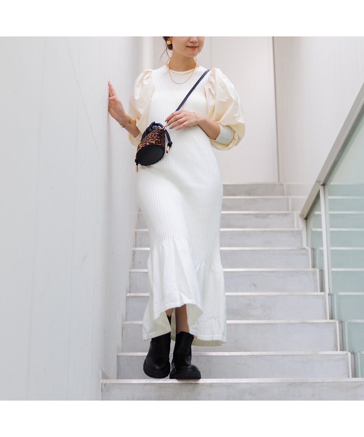 【ルージュヴィフラクレ/Rouge vif la cle】のファブリック スリーブニットワンピース インテリア・キッズ・メンズ・レディースファッション・服の通販 founy(ファニー) 　ファッション　Fashion　レディースファッション　Fashion for Women　ワンピース　Dresses　ニットワンピース　Knit Dresses　おすすめ　Recommended / Our Picks　アクセサリー　Fashion Accessories　ジャケット　Jacket, Outerwear　タフタ　Taffeta, Structured Fabric　ファブリック　Fabric, Textile　フレア　Flare, Flared　マーメイド　Mermaid, Fishtail Silhouette　エレガント 上品　Elegant　ホワイト|ID: prp329100004766210 ipo3291000000034509060