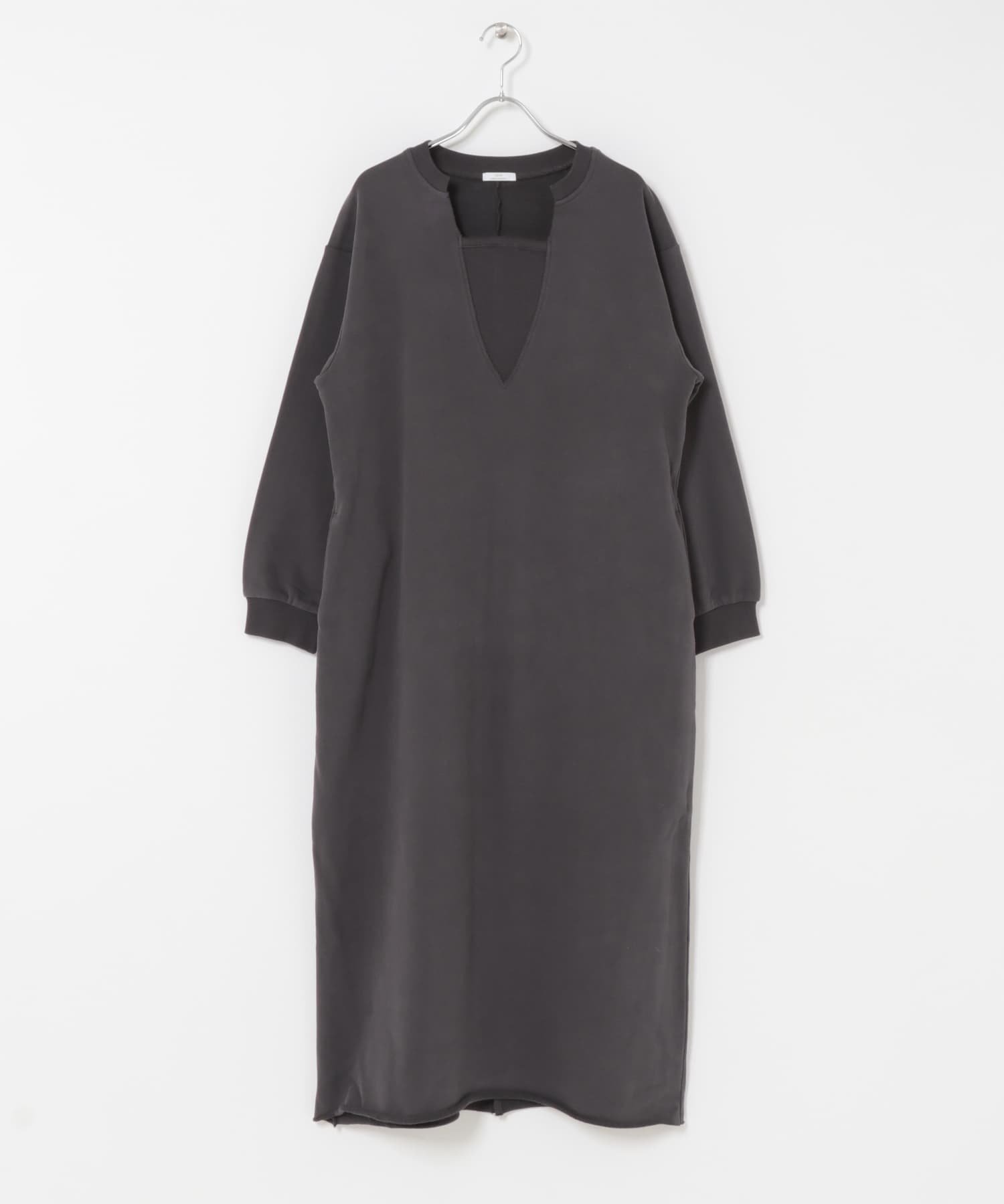 【アイテムズアーバンリサーチ/ITEMS URBAN RESEARCH】のスウェットロングスリーブワンピース インテリア・キッズ・メンズ・レディースファッション・服の通販 founy(ファニー) 　ファッション　Fashion　レディースファッション　Fashion for Women　ワンピース　Dresses　2025年　2025　2025-2026秋冬・A/W　Autumn/Winter 2025–26 AW25–26　冬　Winter / This Winter　リラックス　Relax, Relaxed Fit　ロング　Long, Long-Length　エレガント 上品　Elegant　A/W・秋冬　Autumn/Winter　チャコールグレー|ID: prp329100004766309 ipo3291000000034509719