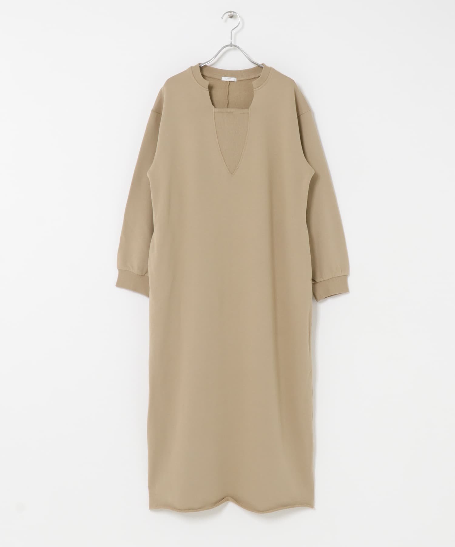 【アイテムズアーバンリサーチ/ITEMS URBAN RESEARCH】のスウェットロングスリーブワンピース インテリア・キッズ・メンズ・レディースファッション・服の通販 founy(ファニー) 　ファッション　Fashion　レディースファッション　Fashion for Women　ワンピース　Dresses　2025年　2025　2025-2026秋冬・A/W　Autumn/Winter 2025–26 AW25–26　冬　Winter / This Winter　リラックス　Relax, Relaxed Fit　ロング　Long, Long-Length　エレガント 上品　Elegant　A/W・秋冬　Autumn/Winter　ベージュ|ID: prp329100004766309 ipo3291000000034509720