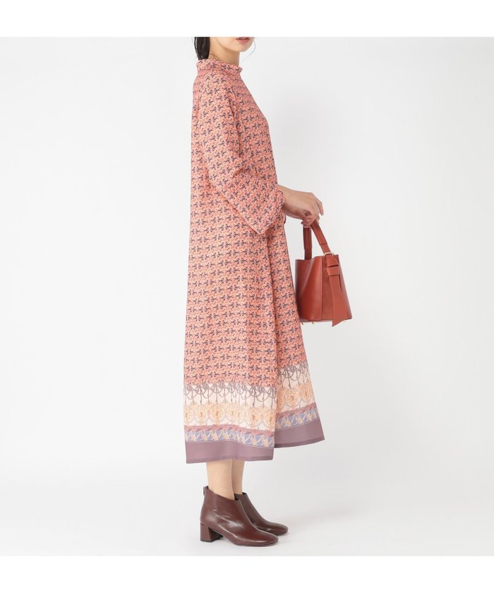 【スタディオ クリップ/studio CLIP】の《ウタオ》Mucha スタンドカラーワンピース インテリア・キッズ・メンズ・レディースファッション・服の通販 founy(ファニー) https://founy.com/ ファッション Fashion レディースファッション Fashion for Women ワンピース Dresses 秋 Autumn グラフィック Graphic, Graphic Design サンダル Sandals, Summer Shoes ショート Short, Short Length スタンド Stand Collar, Upright Stand スリット Slit, Slit Detail ドレス Dress, One-Piece バランス Balance, Style Balance パターン Pattern, Design Print フランス France, French エレガント 上品 Elegant |ID: prp329100004766314 ipo3291000000034509765