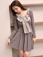 【スナイデル/SNIDEL】のフリルボウタイセットアップ 人気、トレンドファッション・服の通販 founy(ファニー) ファッション Fashion レディースファッション Fashion for Women セットアップ Matching Sets ウェーブ Wavy Pattern エレガント 上品 Elegant カーディガン Cardigan, Knitwear ストレート Straight, Straight Cut スマート Smart, Elegant セットアップ Set-Up, Coordinated Outfit タフタ Taffeta, Structured Fabric 人気 Popular, Best Seller バルーン Balloon, Balloon Silhouette ビッグ Big, Oversized フィット Fit, Slim Fit フリル Frill, Ruffle フレア Flare, Flared ミックス Mix, Mixed Style ミニスカート Mini Skirt, Short Skirt ランダム Random, Irregular リボン Ribbon, Bow 楽ちん Easy Fit, Comfortable おすすめ Recommended / Our Picks thumbnail GBEG[034]|ID: prp329100004766494 ipo3291000000034512934