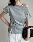 【リエディ/Re:EDIT】の冷感マシュマロカットソーTシャツ 人気、トレンドファッション・服の通販 founy(ファニー) ファッション Fashion レディースファッション Fashion for Women トップス・カットソー Cut & Sew Tops シャツ・ブラウス・オフィスカジュアル Elegant Blouses & Button-Ups ロングTシャツ・Tシャツ Longline T-Shirts & Tees カットソー・ベーシックTシャツ Cut-and-Sewn Tops / Stretch Tees & Basics おすすめ Recommended / Our Picks アシンメトリー Asymmetrical Style カットソー Cut and Sewn Top スリット Slit, Slit Detail フレア Flare, Flared ワンショル One Shoulder, Asymmetrical 半袖 Short Sleeve, Half Sleeve 夏 Summer thumbnail グレー|ID: prp329100004766511 ipo3291000000034513253