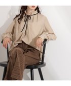 【エヌ ナチュラルビューティーベーシック/N.Natural Beauty basic】のベロアリボンスキッパーブラウス 人気、トレンドファッション・服の通販 founy(ファニー) ファッション Fashion レディースファッション Fashion for Women トップス・カットソー Cut & Sew Tops シャツ・ブラウス・オフィスカジュアル Elegant Blouses & Button-Ups ベロアトップス Velour Tops / Velvet-Look Items インナー Innerwear スウェット / スエット Sweatshirt, Sweatwear スキッパー Skipper, Open Collar トレンド Trend, Trending Now ハイネック High Neck, Mock Neck フリル Frill, Ruffle ベロア Velour, Soft Velvet リボン Ribbon, Bow thumbnail ベージュ|ID: prp329100004766823 ipo3291000000034516732