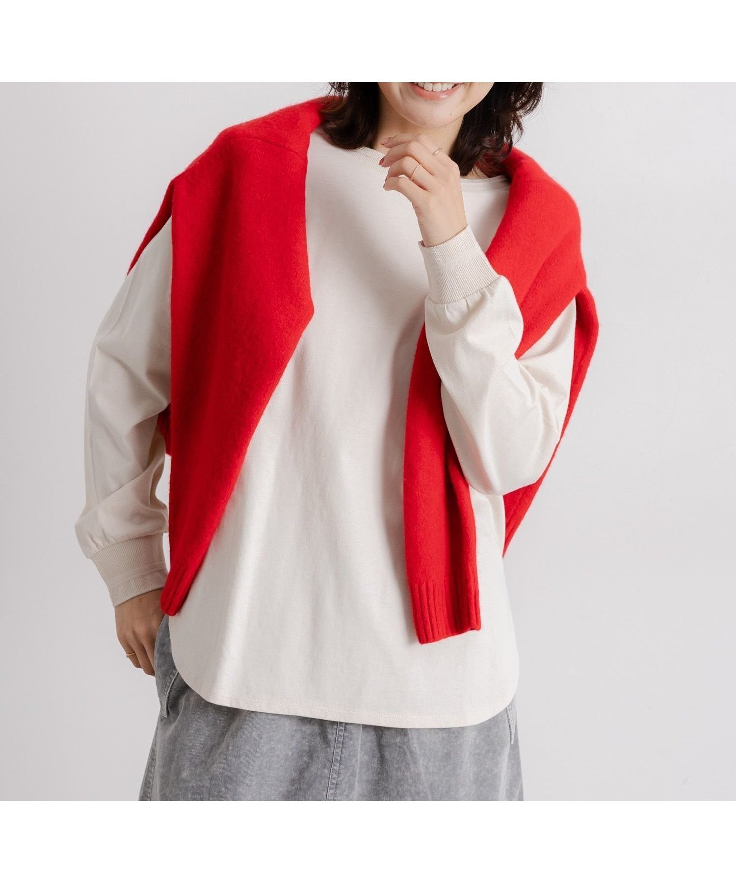 【スタディオ クリップ/studio CLIP】のアソートラウンドヘムロングスリーブTシャツ インテリア・キッズ・メンズ・レディースファッション・服の通販 founy(ファニー) ファッション Fashion レディースファッション Fashion for Women トップス・カットソー Cut & Sew Tops シャツ・ブラウス・オフィスカジュアル Elegant Blouses & Button-Ups ロングTシャツ・Tシャツ Longline T-Shirts & Tees おすすめ Recommended / Our Picks インナー Innerwear カットソー Cut and Sewn Top カーディガン Cardigan, Knitwear シリコン Silicone, Silicone Material シンプル Simple, Minimal スウェット / スエット Sweatshirt, Sweatwear スリーブ Sleeve, Long Sleeve / Short Sleeve ベスト Vest, Waistcoat ボーダー Border, Stripe ロング Long, Long-Length アイボリー52|ID: prp329100004766824 ipo3291000000034595966