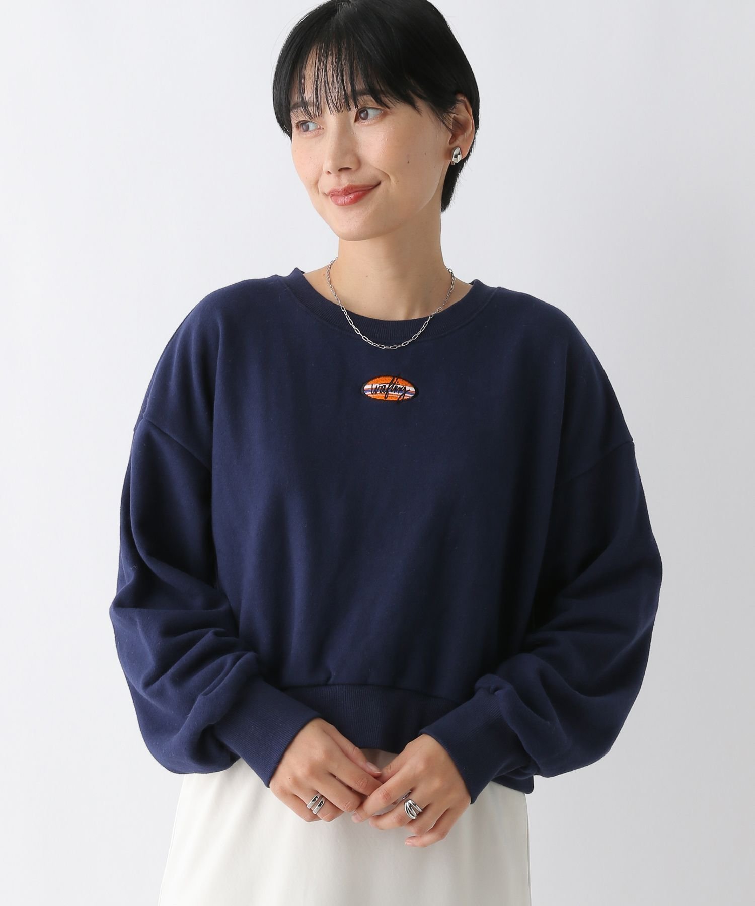 【レプシィム ローリーズファーム/LEPSIM LOWRYS FARM】のピーチ起毛刺繍プルオーバー インテリア・キッズ・メンズ・レディースファッション・服の通販 founy(ファニー) 　ファッション　Fashion　レディースファッション　Fashion for Women　トップス・カットソー　Cut & Sew Tops　カジュアルプルオーバー・ニットトップス　Pullovers & Knit Tops / Casual Pullovers　おすすめ　Recommended / Our Picks　ショート　Short, Short Length　シンプル　Simple, Minimal　スウェット / スエット　Sweatshirt, Sweatwear　ピーチ　Peach, Soft Touch　ワンポイント　One Point, Statement Accent　ネイビー88|ID: prp329100004766842 ipo3291000000034517418