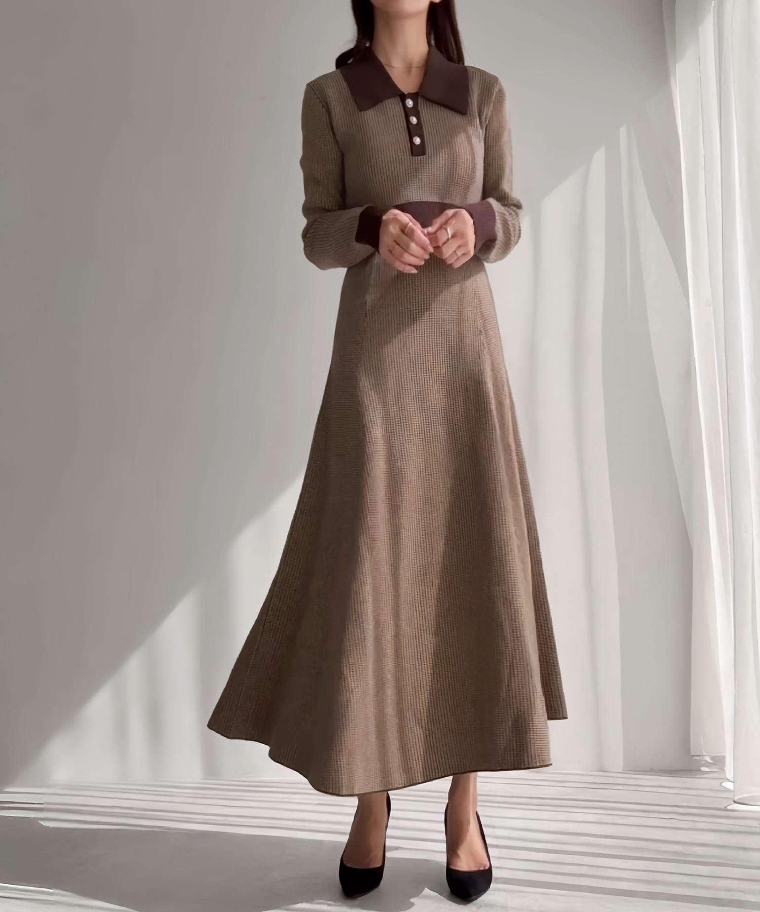 【ジュノア/JUNOAH】の千鳥チェックビジュー釦ニットワンピース インテリア・キッズ・メンズ・レディースファッション・服の通販 founy(ファニー) 　ファッション　Fashion　レディースファッション　Fashion for Women　ワンピース　Dresses　ニットワンピース　Knit Dresses　ブラウン|ID: prp329100004766956 ipo3291000000034519476