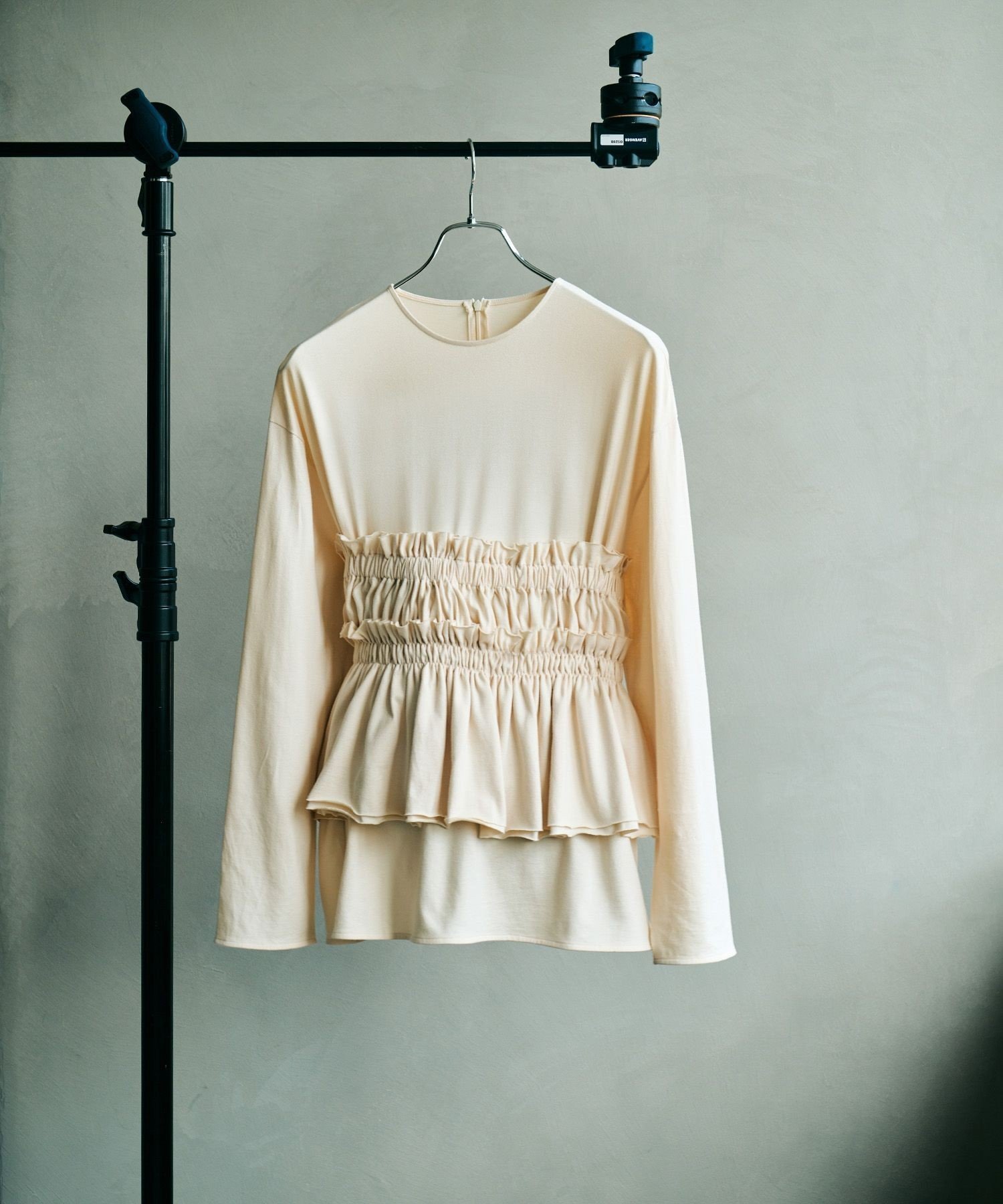 【ロペ/ROPE'】のカシミヤタッチビスチェ付きカットソー インテリア・キッズ・メンズ・レディースファッション・服の通販 founy(ファニー) ファッション Fashion レディースファッション Fashion for Women トップス・カットソー Cut & Sew Tops カットソー・ベーシックTシャツ Cut-and-Sewn Tops / Stretch Tees & Basics ビスチェ Bustiers & Corset Tops / Layered Bustier Style カットソー Cut and Sewn Top クール Cool, Chic デニム Denim, Jeans Material バランス Balance, Style Balance ビスチェ Bustier, Corset Top ポケット Pocket, Pocket Detail レギンス Leggings, Stretch Pants おすすめ Recommended / Our Picks エレガント 上品 Elegant ベージュ(27)|ID: prp329100004766982 ipo3291000000034519826