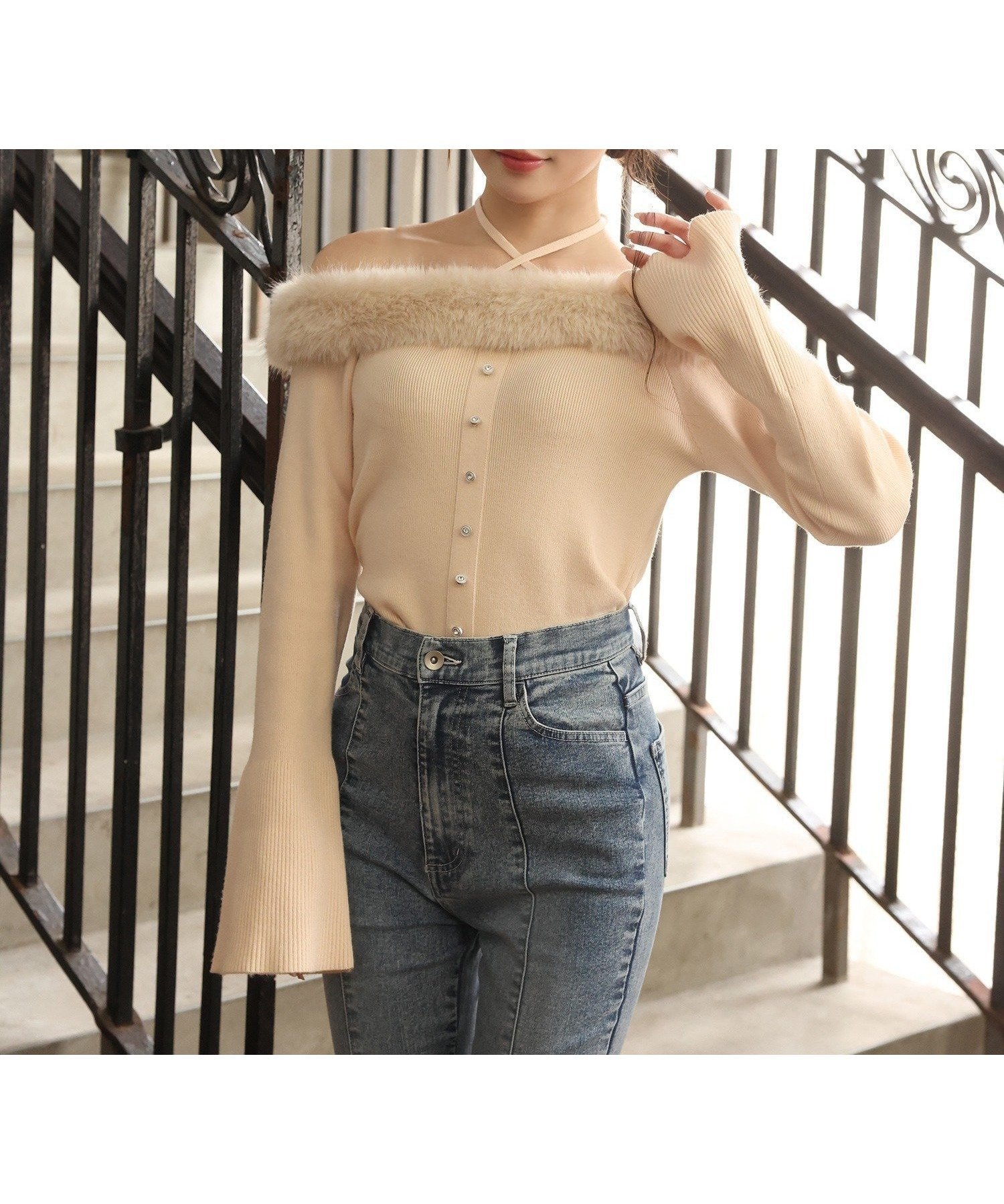 【ナイスクラップ/NICE CLAUP】のキラキラボタンファーオフショルニット インテリア・キッズ・メンズ・レディースファッション・服の通販 founy(ファニー) 　ファッション　Fashion　レディースファッション　Fashion for Women　トップス・カットソー　Cut & Sew Tops　ニット　Knit Tops & Sweaters　フィット　Fit, Slim Fit　フェイクファー　Faux Fur, Imitation Fur　ボトム　Bottoms, Lower Wear　リブニット　Rib Knit, Ribbed Knit　ロング　Long, Long-Length　冬　Winter / This Winter　再入荷　Restock / Back in Stock　おすすめ　Recommended / Our Picks　2025年　2025　2025-2026秋冬・A/W　Autumn/Winter 2025–26 AW25–26　ピンク|ID: prp329100004767026 ipo3291000000034520521